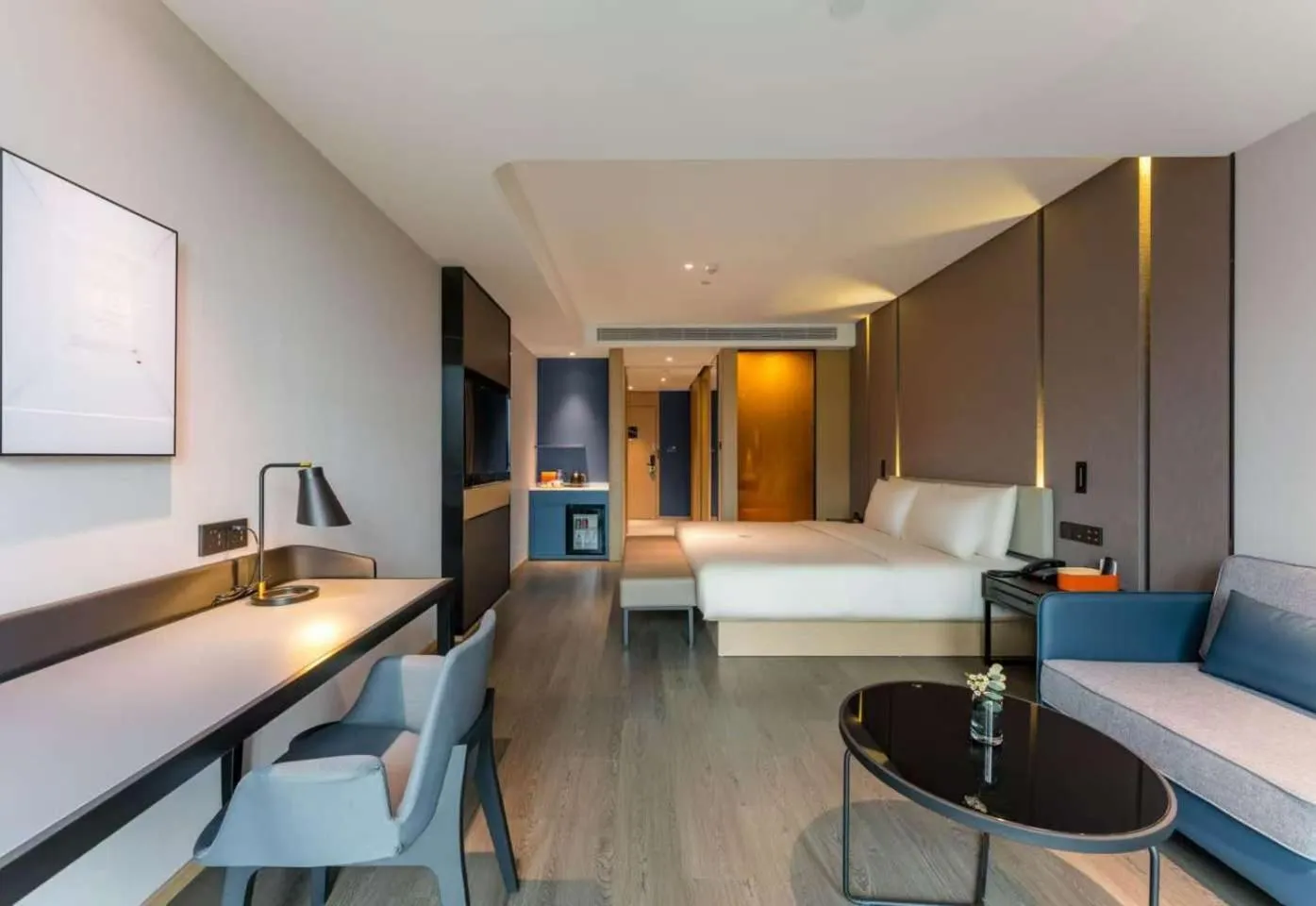 Bedroom, Bed in Atour Hotel Chongqing Tiandi NetEase Cloud Music