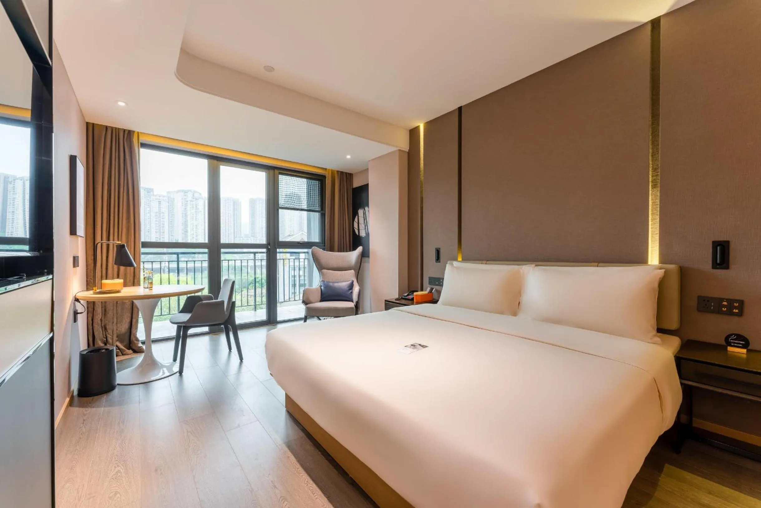 Bed in Atour Hotel Chongqing Tiandi NetEase Cloud Music