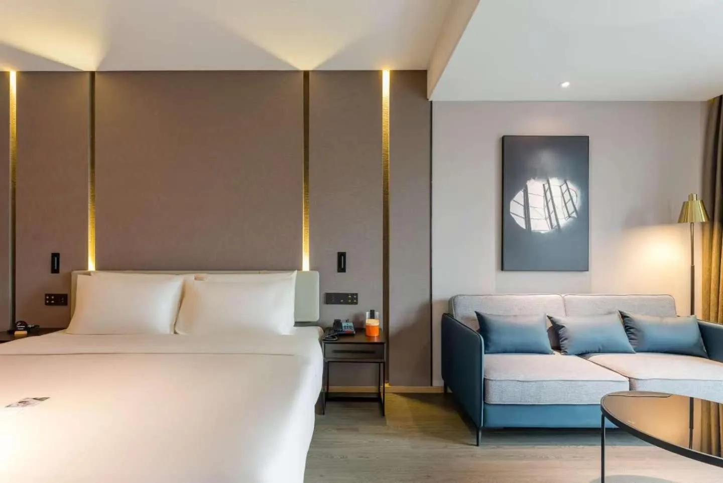 Bed in Atour Hotel Chongqing Tiandi NetEase Cloud Music