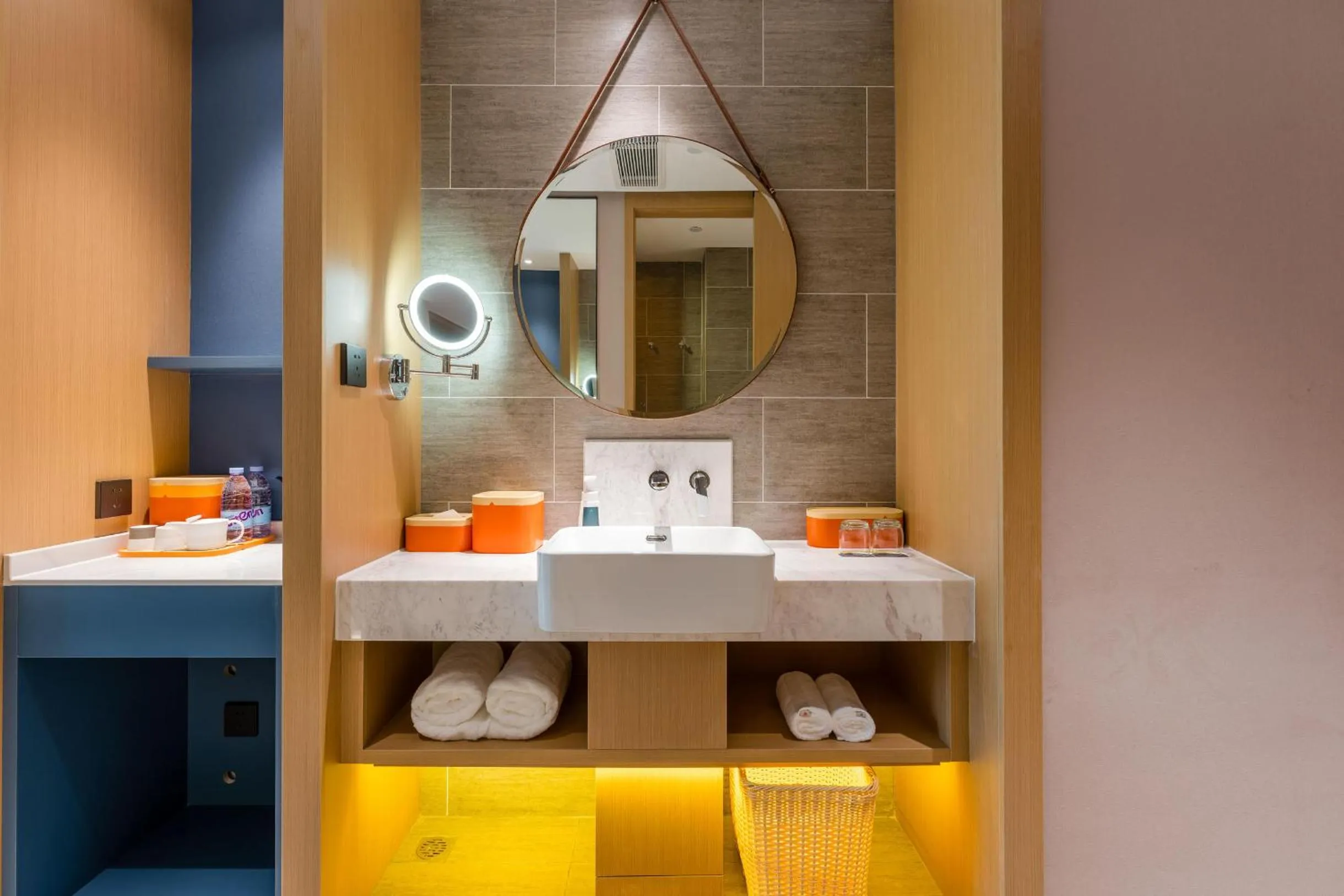 Atour Hotel Chongqing Tiandi NetEase Cloud Music