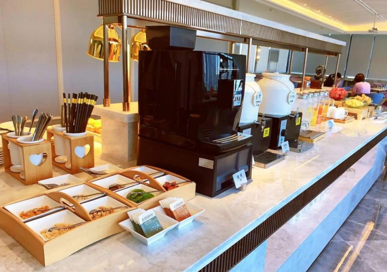 Restaurant/places to eat in Atour Hotel Chengdu Kuanzhai Alley