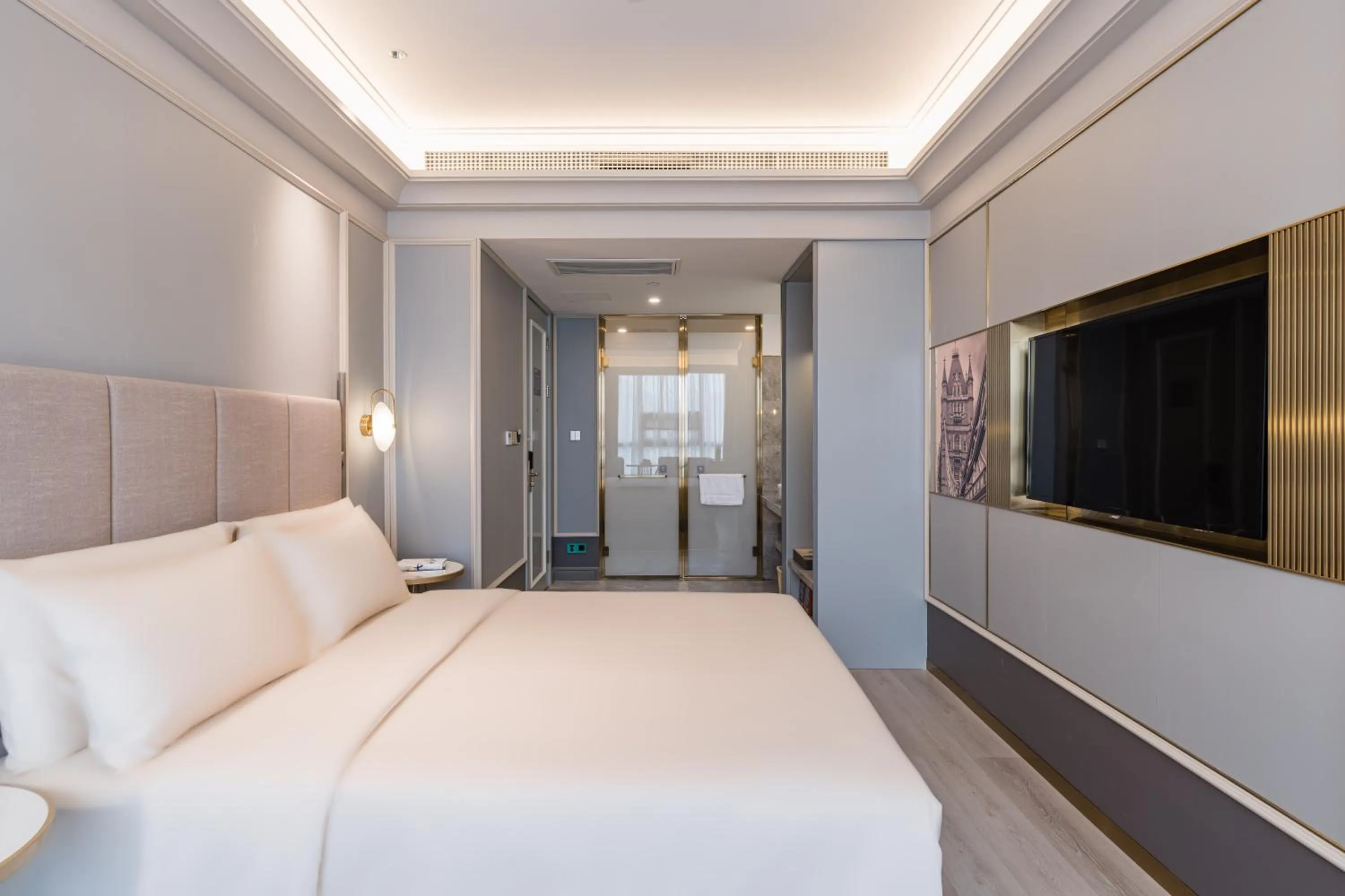 Bed in Atour Hotel Chengdu Kuanzhai Alley