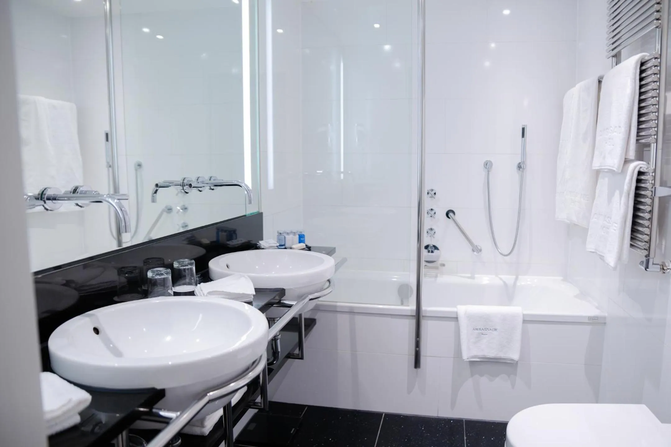 Bathroom in Ambassade Hotel