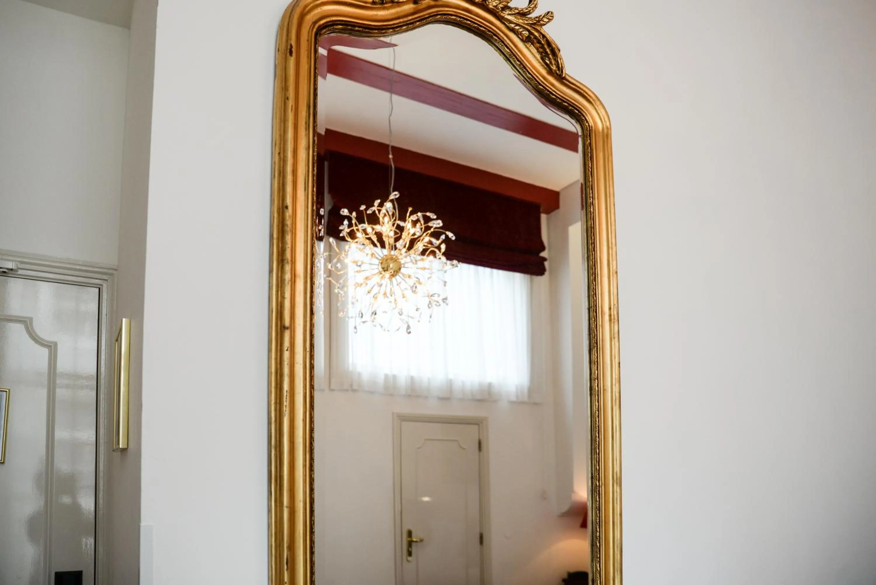 Bedroom in Ambassade Hotel