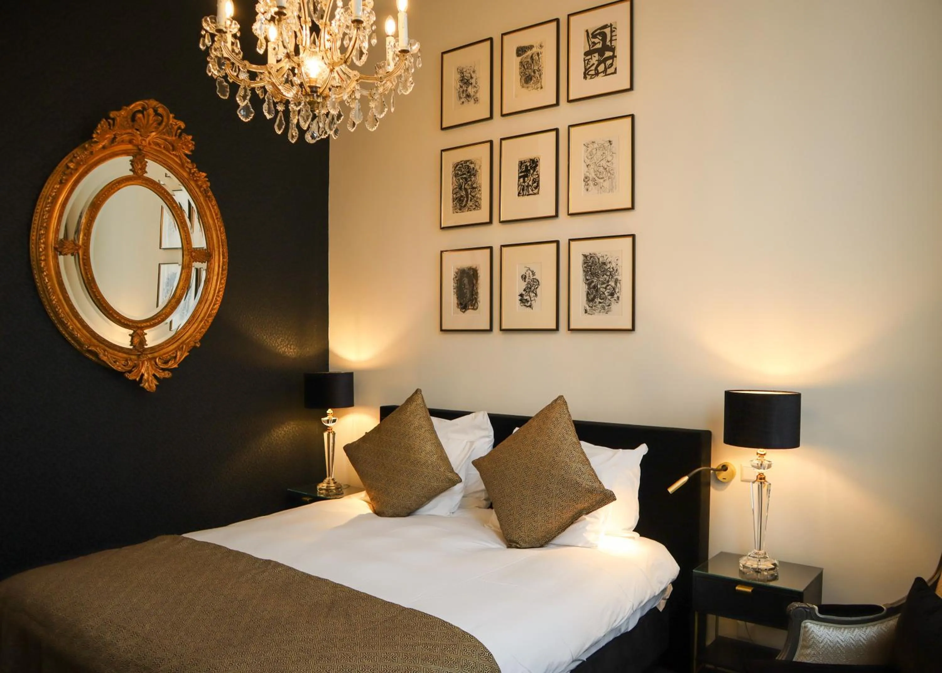 Bed in Ambassade Hotel