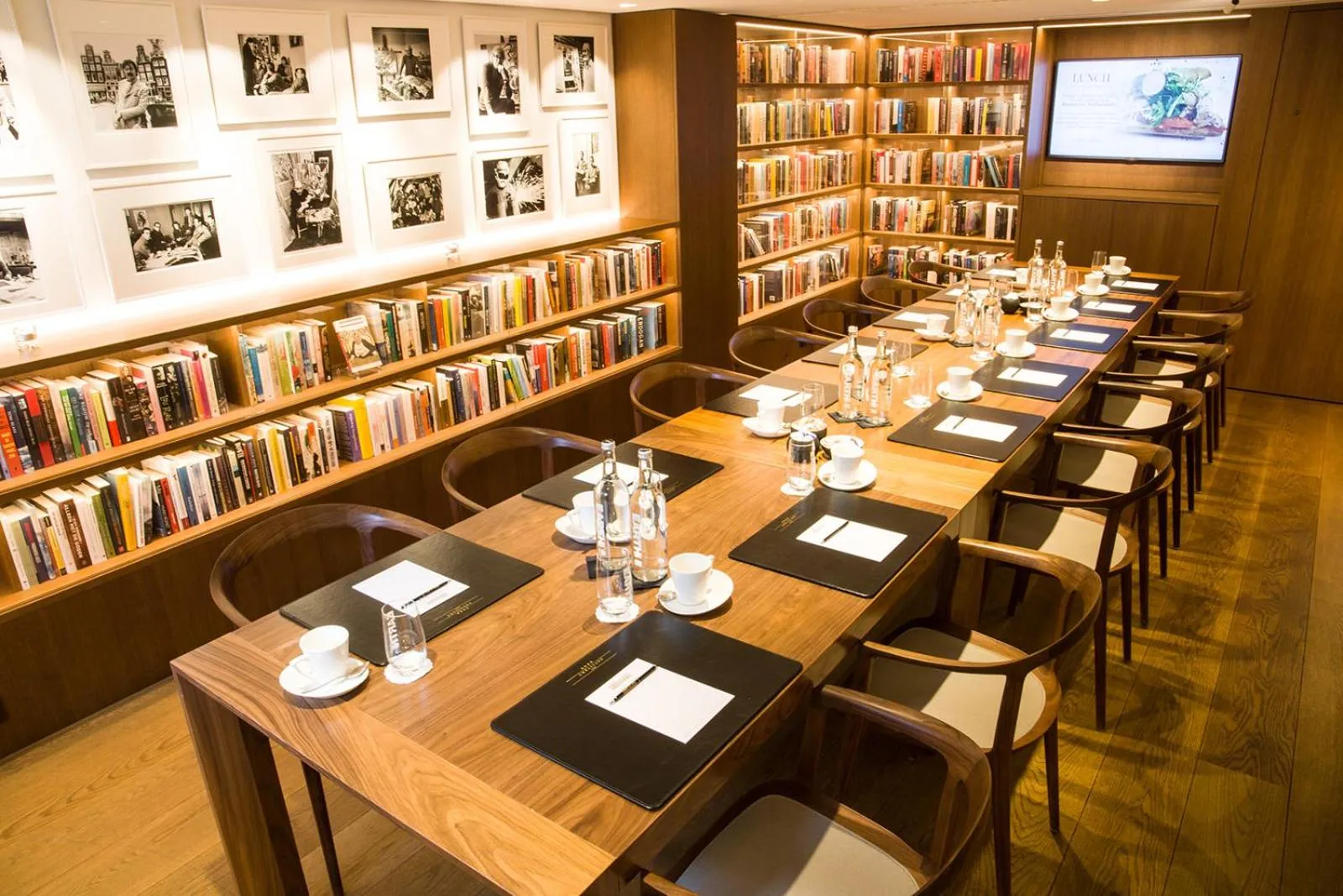 Meeting/conference room in Ambassade Hotel