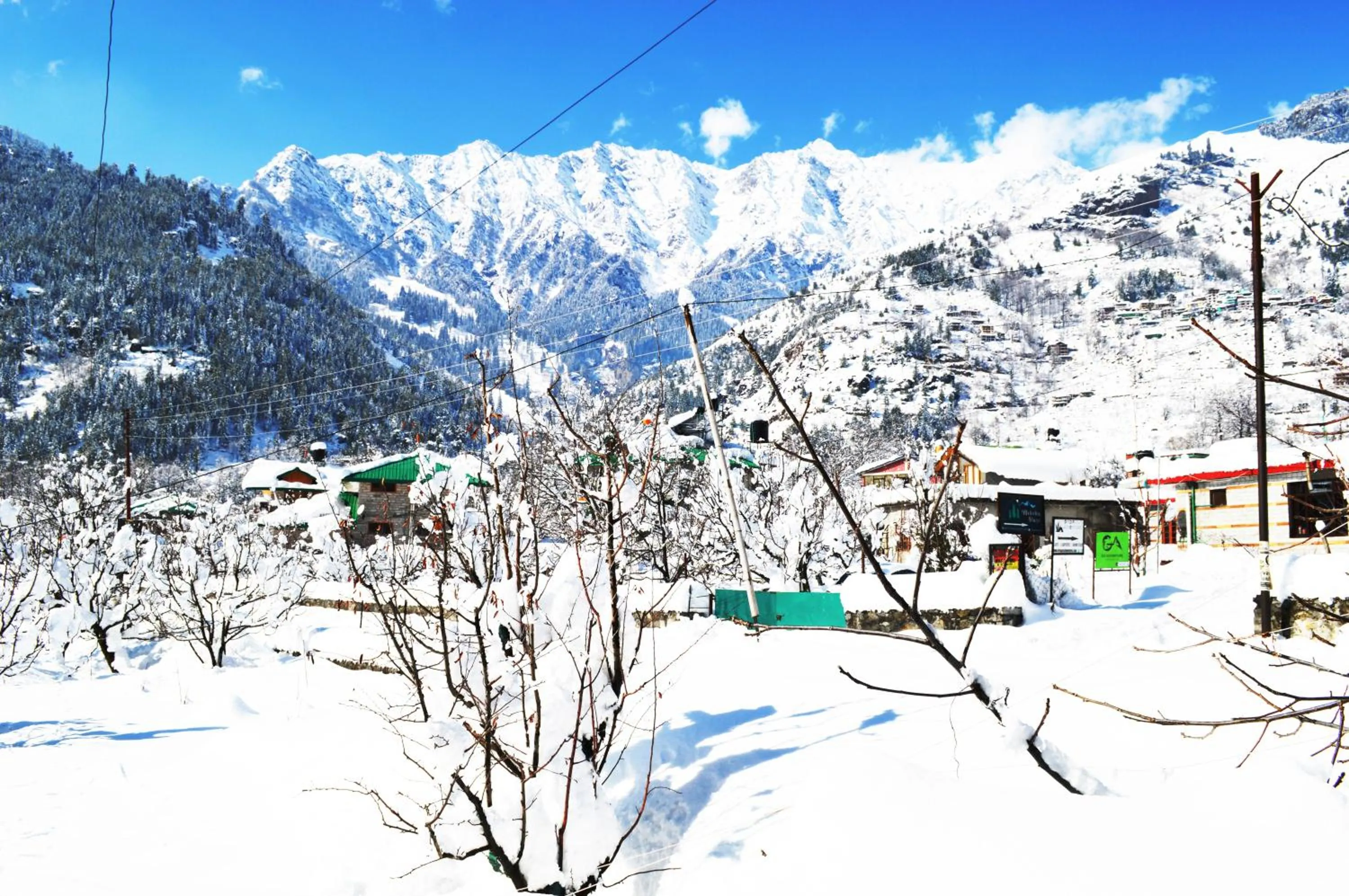 Natural landscape in Manali Outdoor Retreat by Sheosante