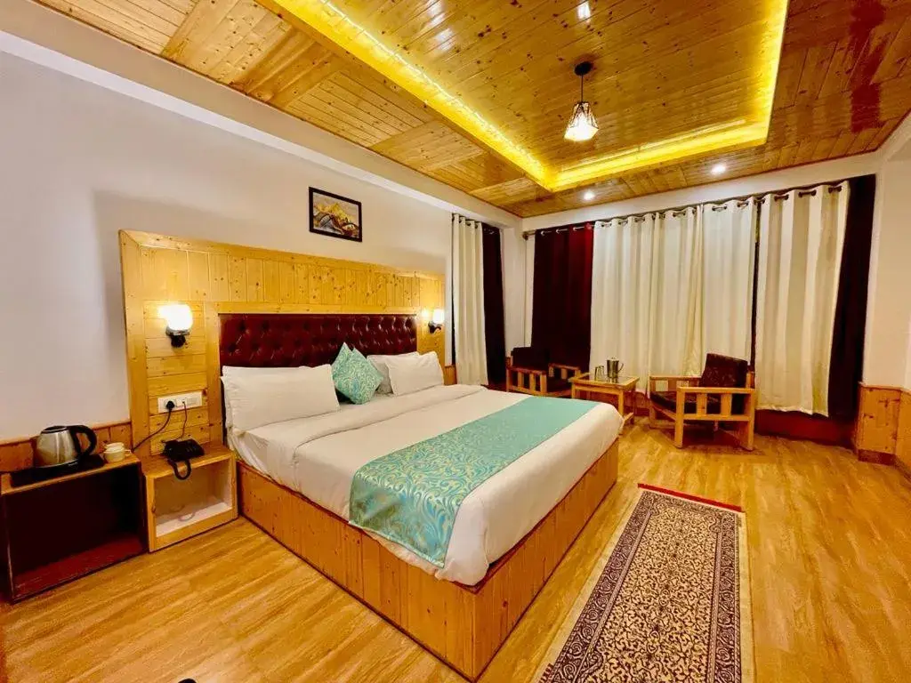 Bed in Manali Outdoor Retreat Bed in Manali Outdoor Retreat