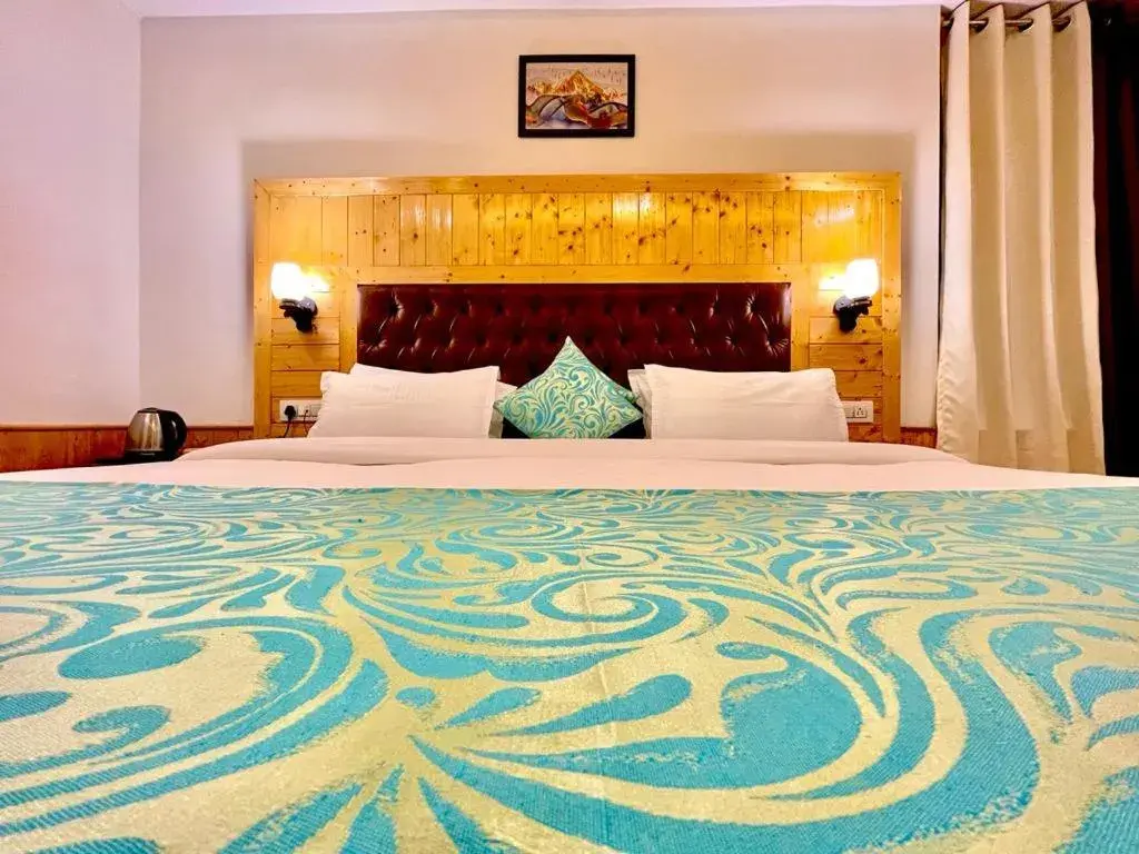 Bed in Manali Outdoor Retreat Bed in Manali Outdoor Retreat