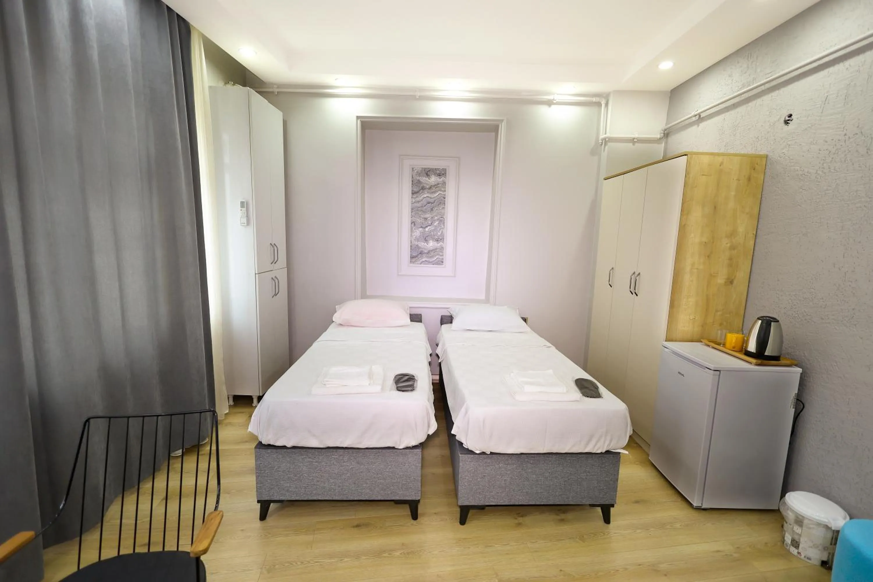 Bed in JOE BLACK APART