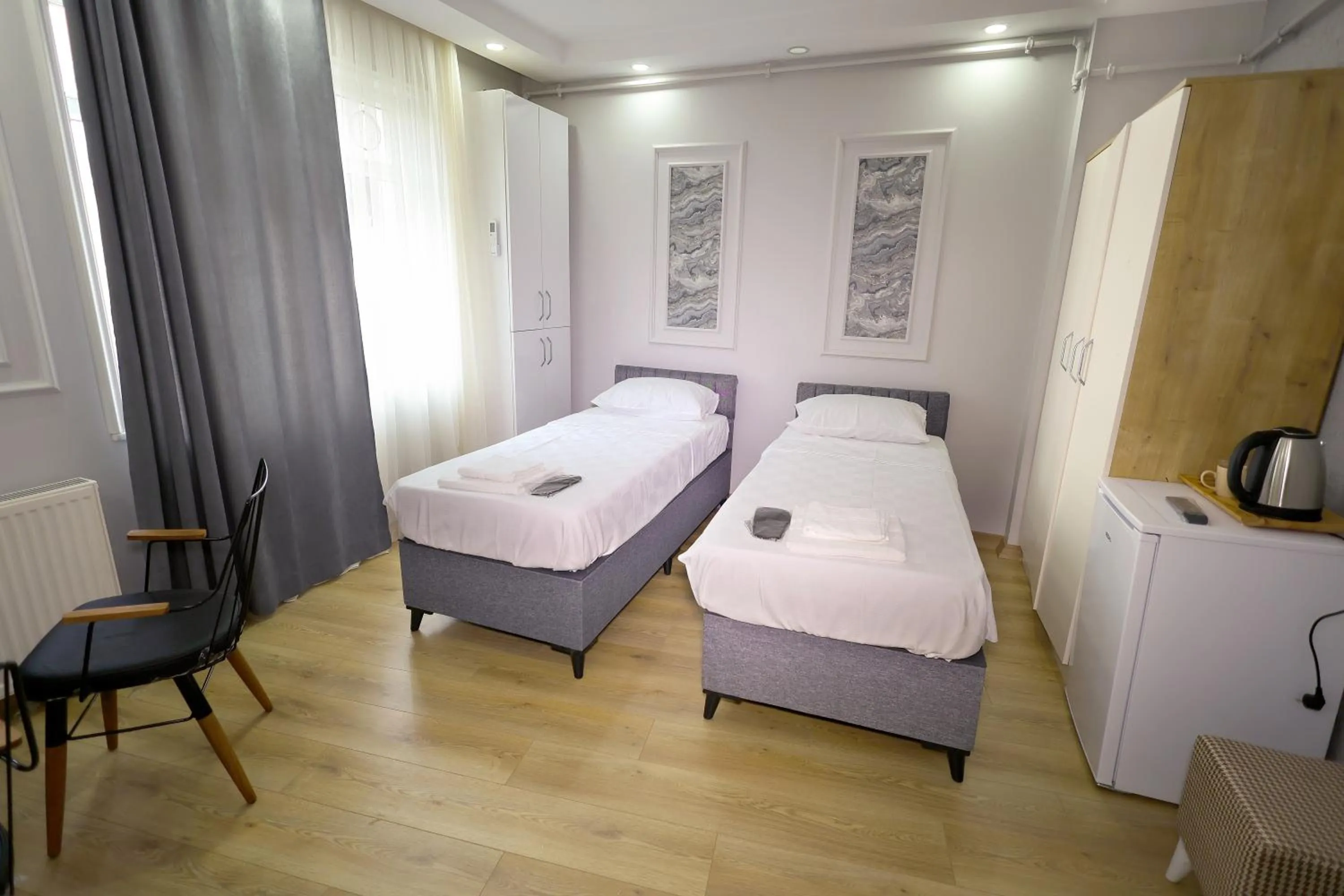 Bed in JOE BLACK APART