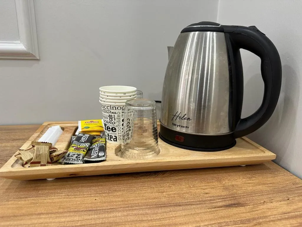 Coffee/tea facilities in JOE BLACK APART