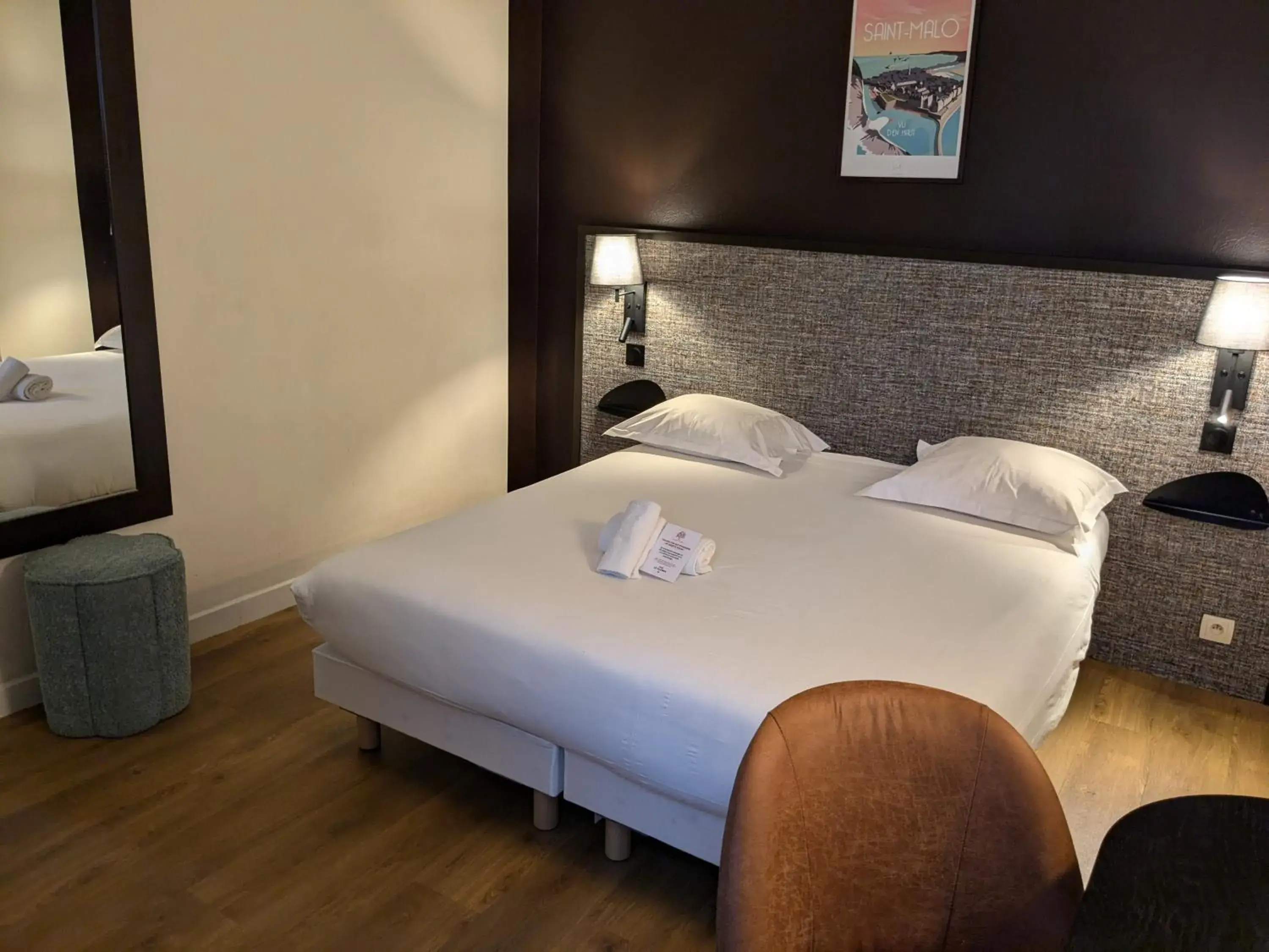 Bed in Hôtel Le Florin Bed in Hôtel Le Florin