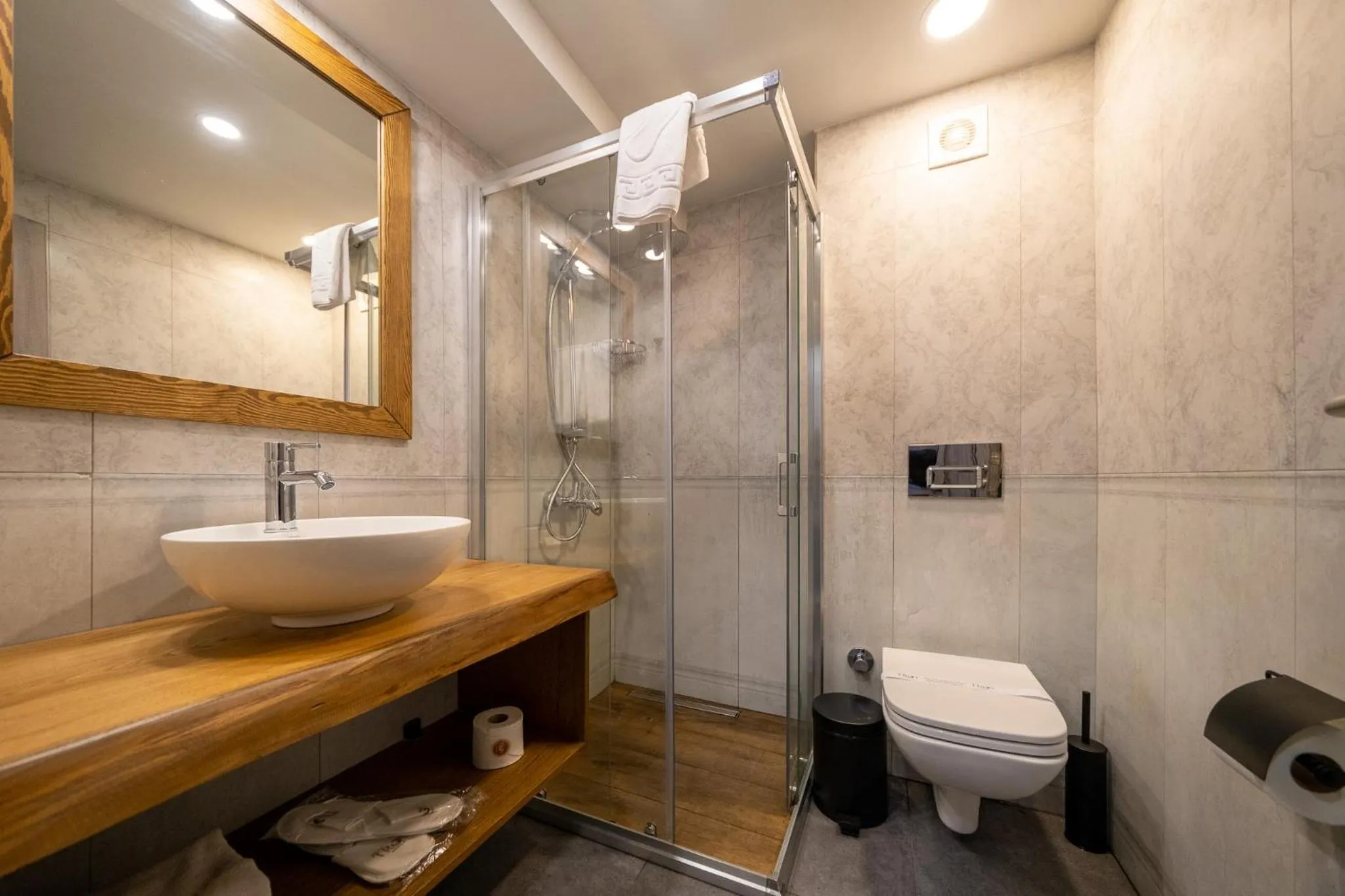 Assos Troy Port Hotel