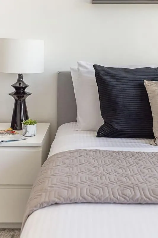 Bed in Frank Porter - Bloom Heights