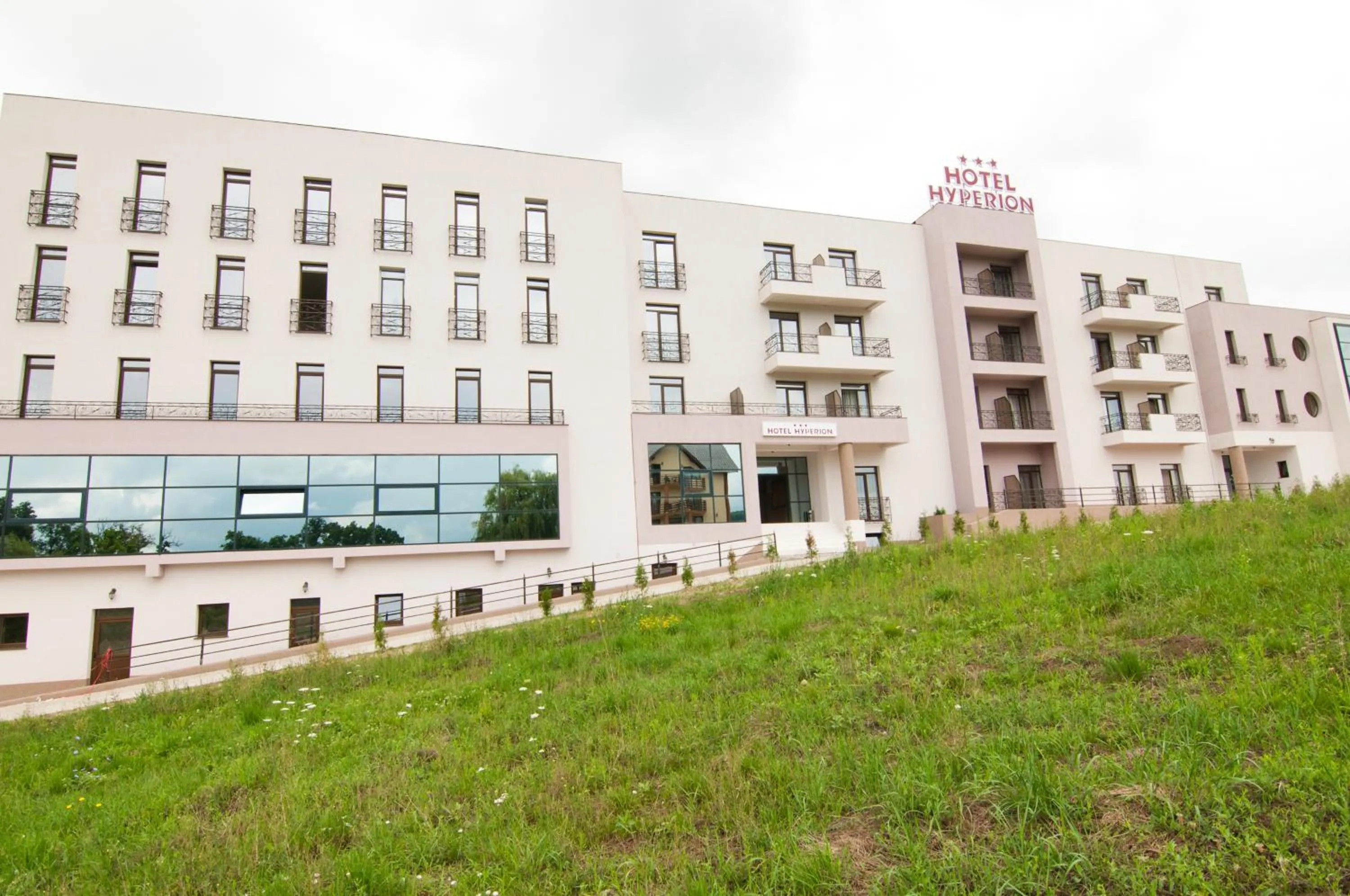 Facade/entrance in Hotel Hyperion