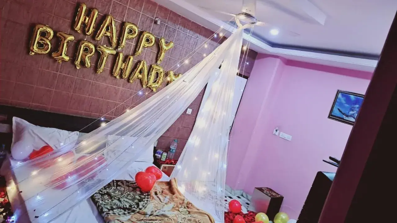 Bed in HOTEL HAYAT RESIDENCY Bed in HOTEL HAYAT RESIDENCY