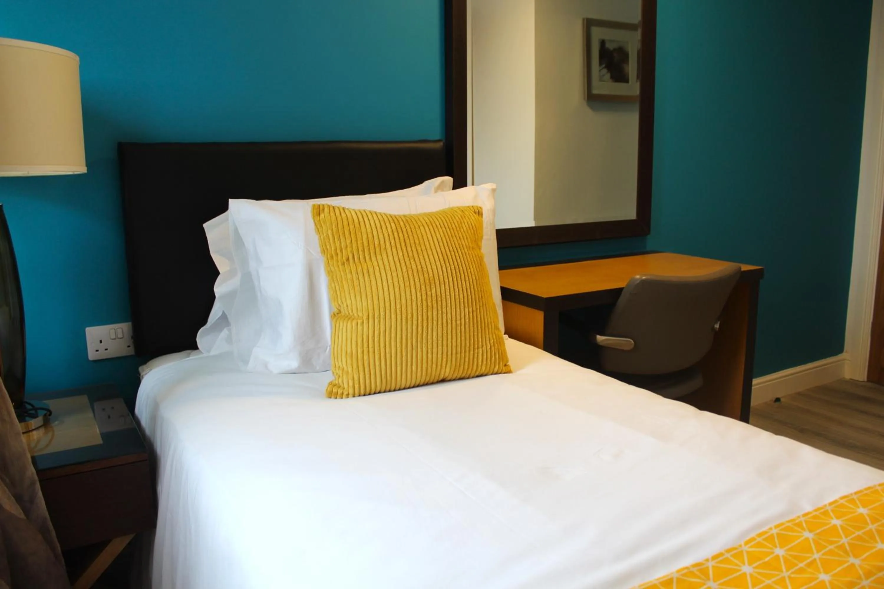 Bedroom, Bed in Maze apartments and rooms Free parking