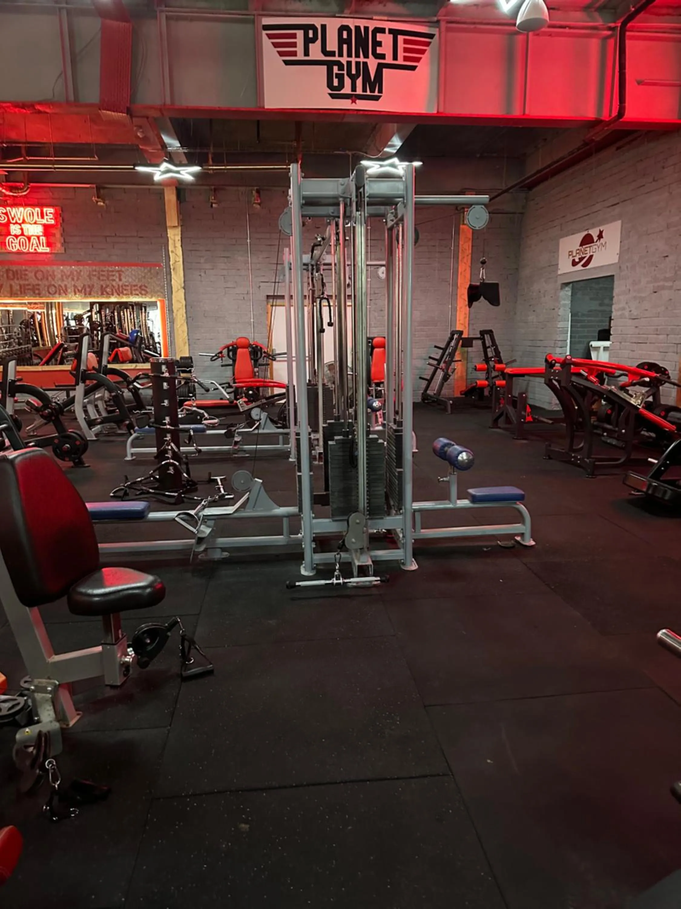 Maze apartments and rooms Free parking