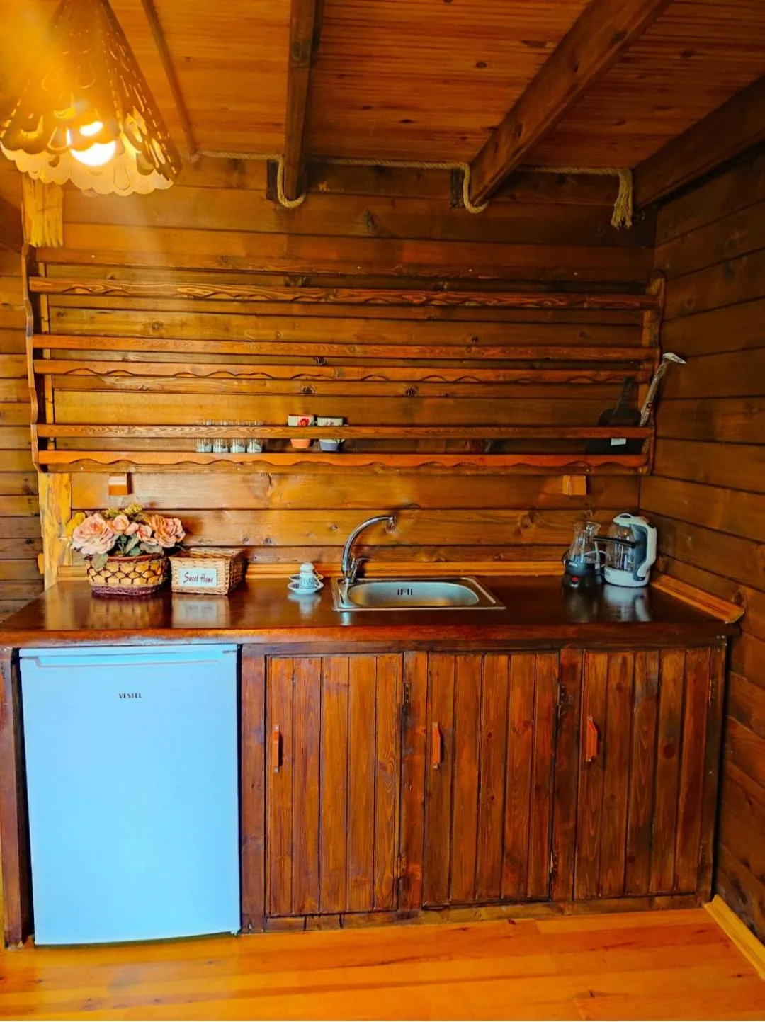 Kitchen or kitchenette in Sapanca Şeker Bungalov