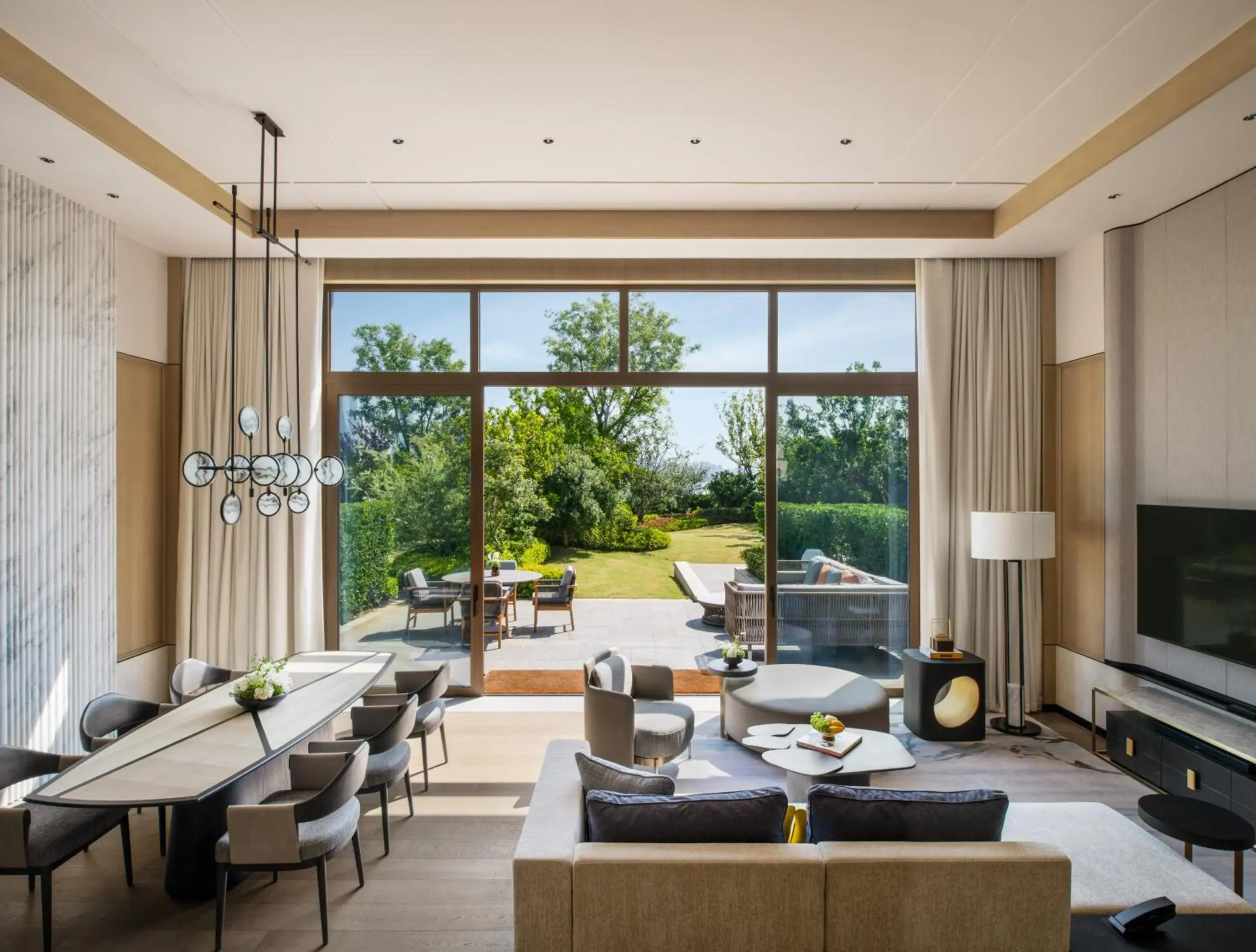 Two Bedroom Garden Villa 2 King in Four Seasons Hotel Suzhou Two Bedroom Garden Villa 2 King in Four Seasons Hotel Suzhou