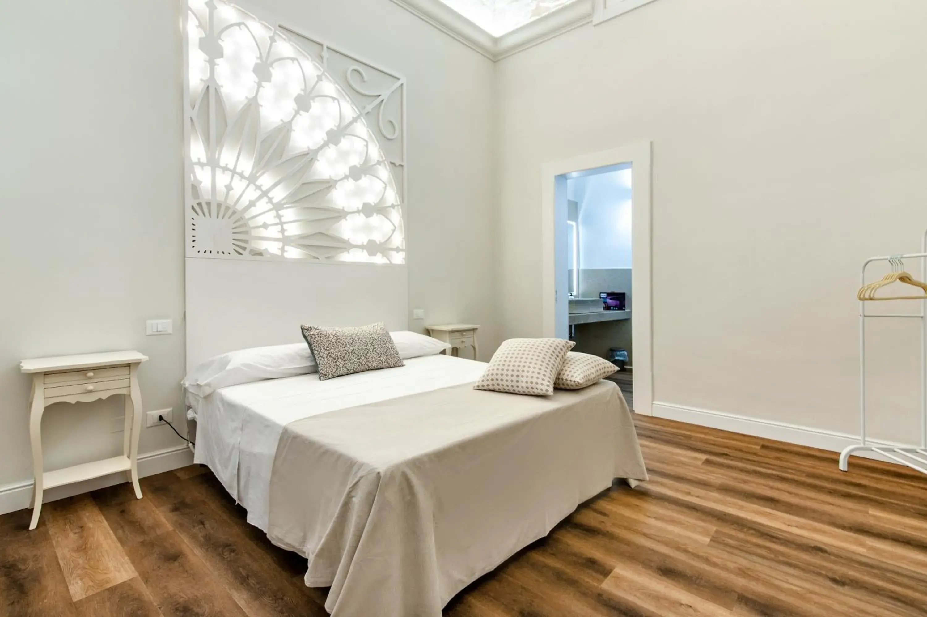Deluxe Suite - single occupancy in Vittoria Luxury House Deluxe Suite - single occupancy in Vittoria Luxury House