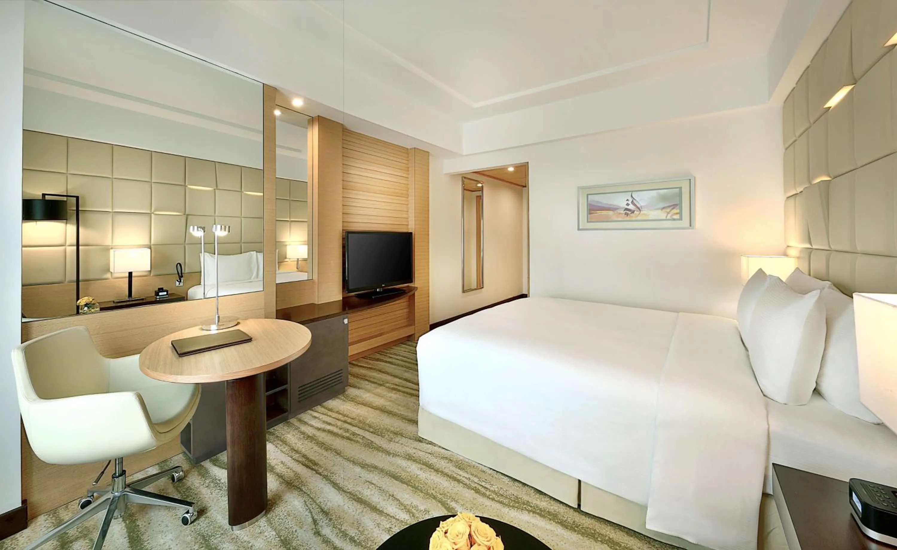 Bedroom, Bed in DoubleTree by Hilton Hotel Riyadh - Al Muroj Business Gate