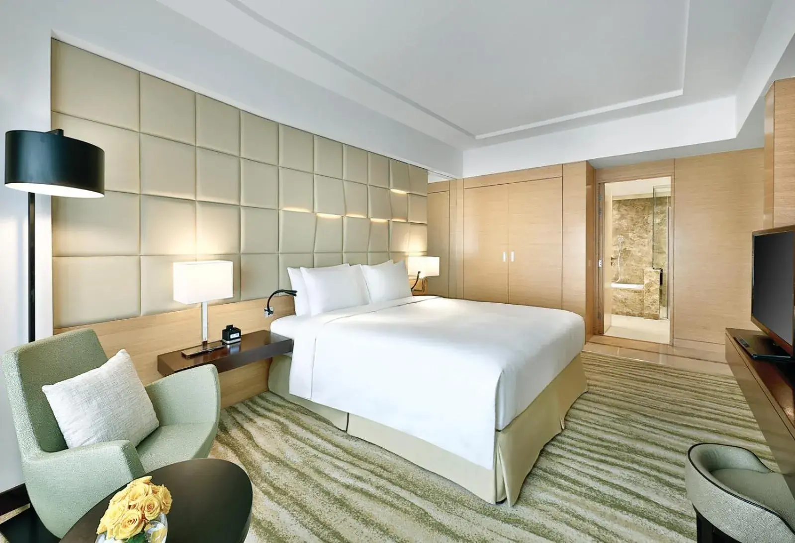 King Room with Garden View in DoubleTree by Hilton Hotel Riyadh - Al Muroj Business Gate King Room with Garden View in DoubleTree by Hilton Hotel Riyadh - Al Muroj Business Gate