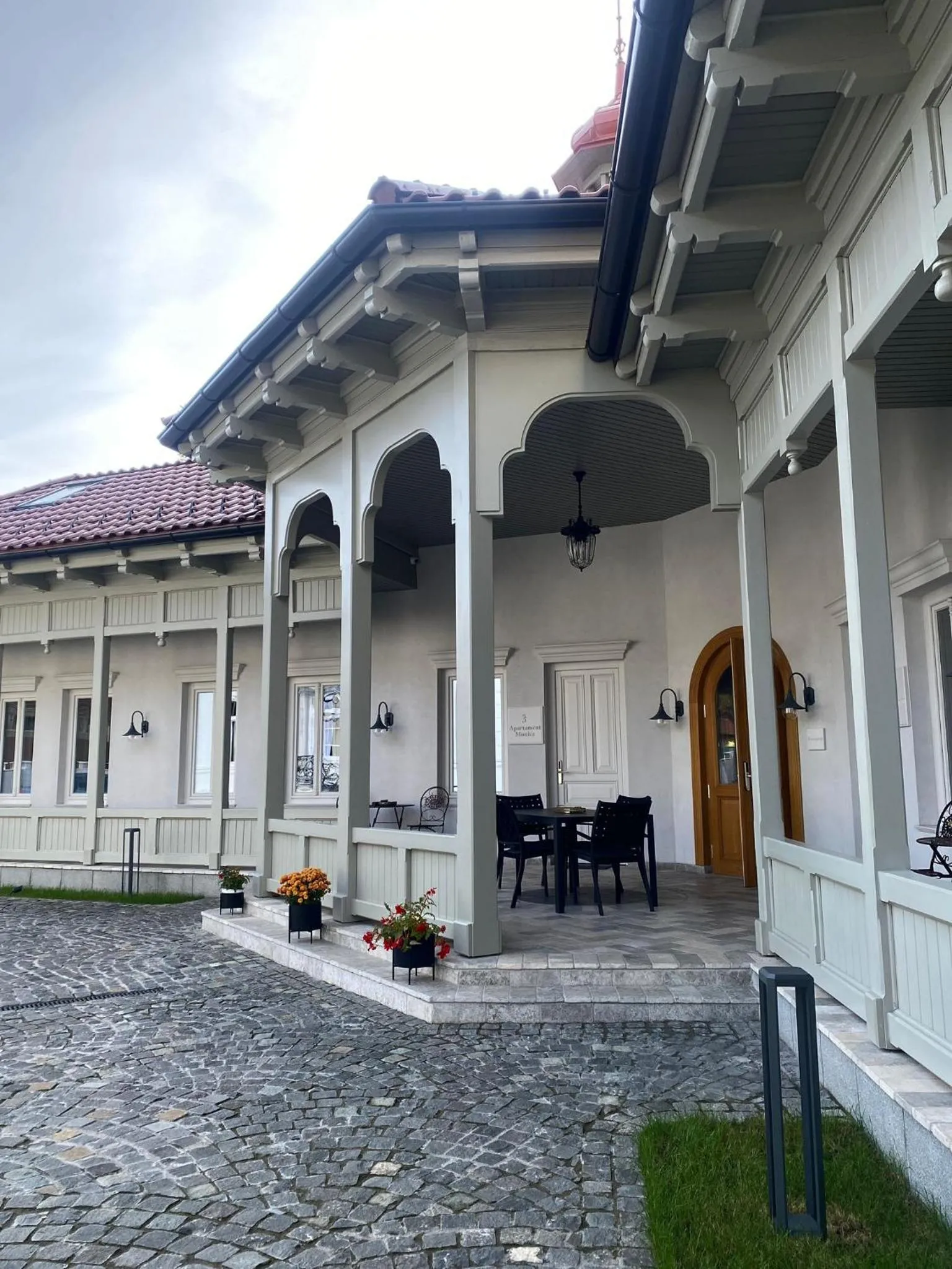 Augsburg Apart