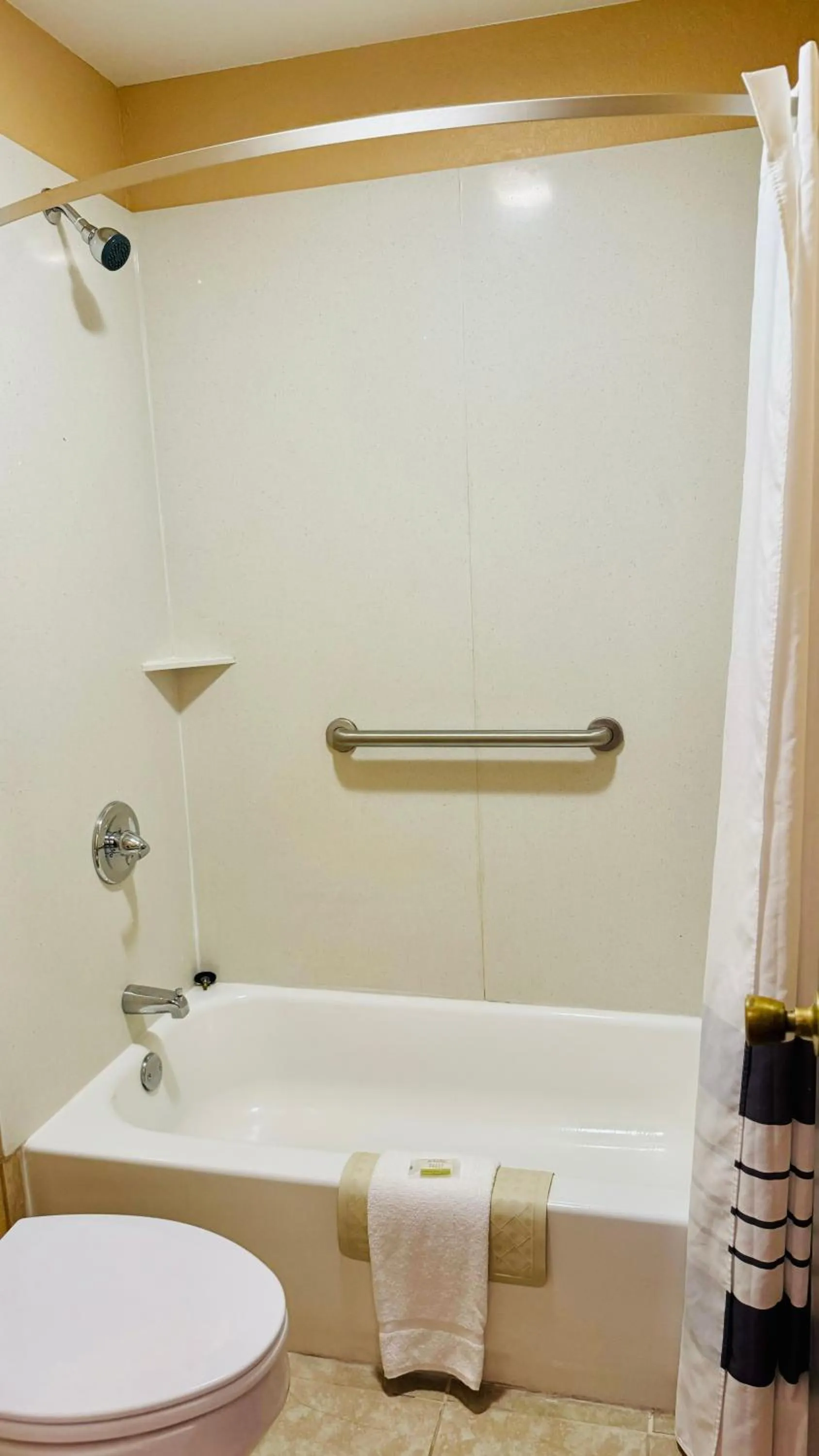 Shower in Super 8 by Wyndham Henryetta