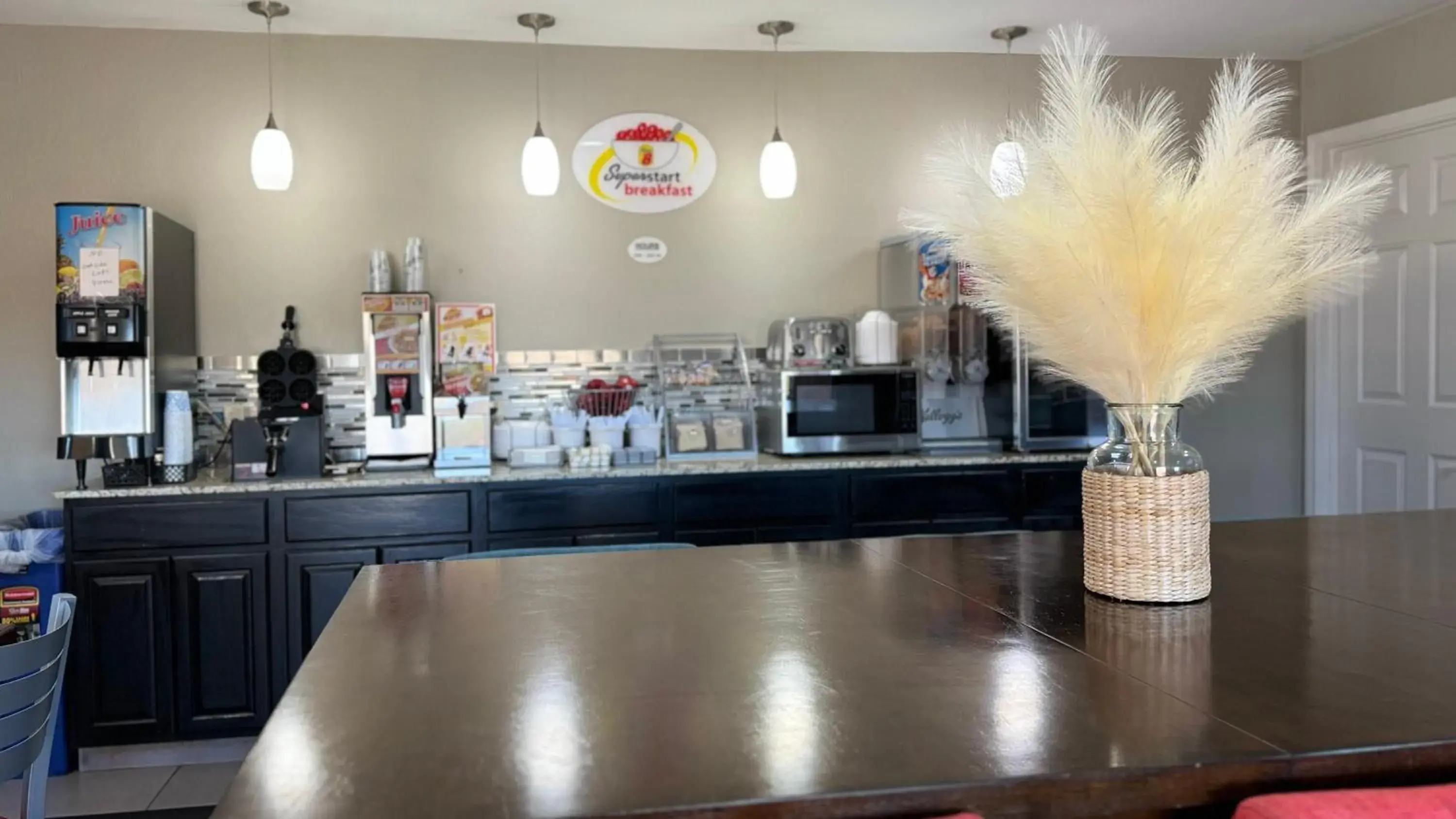 Super 8 by Wyndham Henryetta Super 8 by Wyndham Henryetta