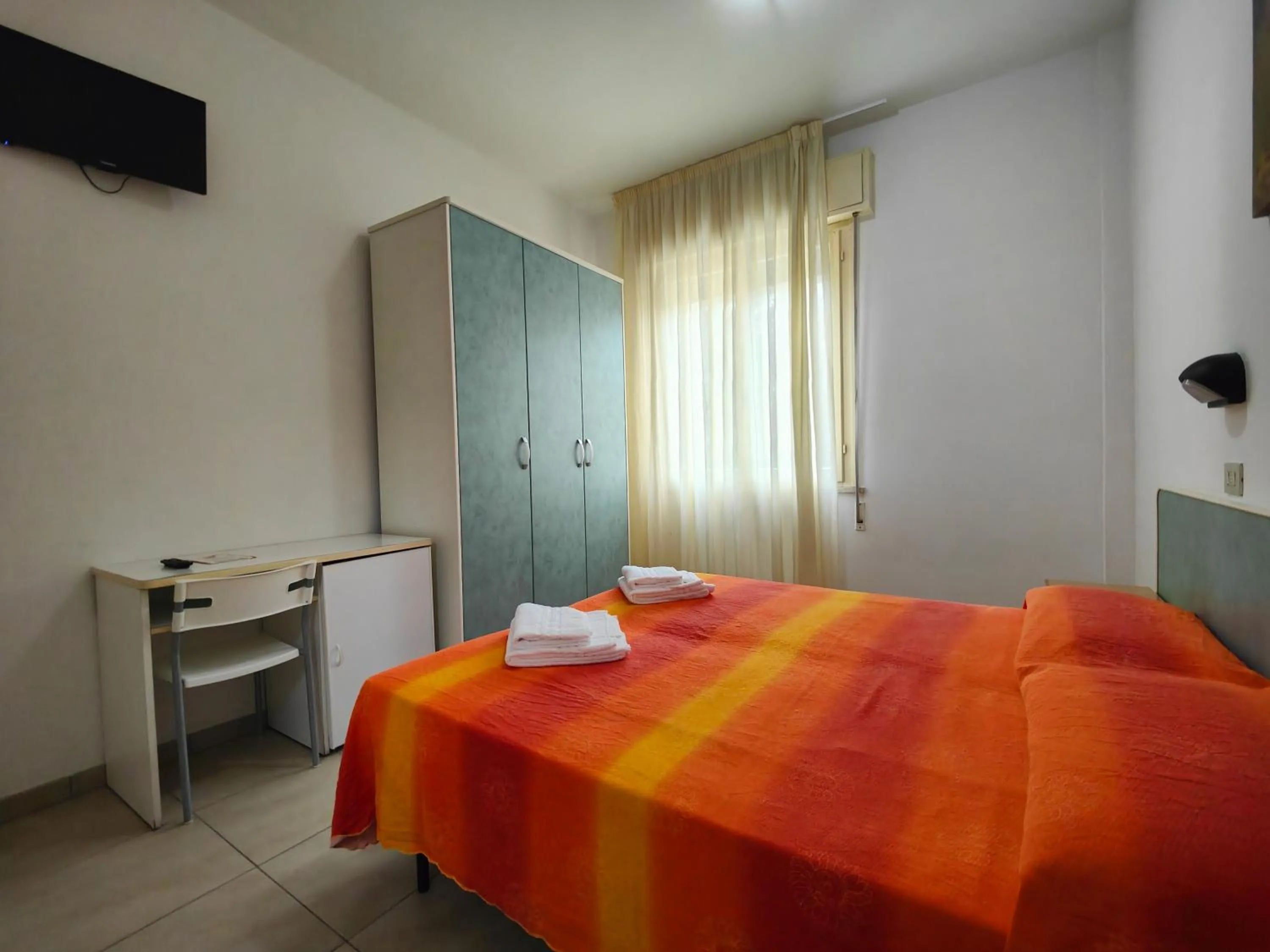 Photo of the whole room, Bed in Hotel Ben Hur