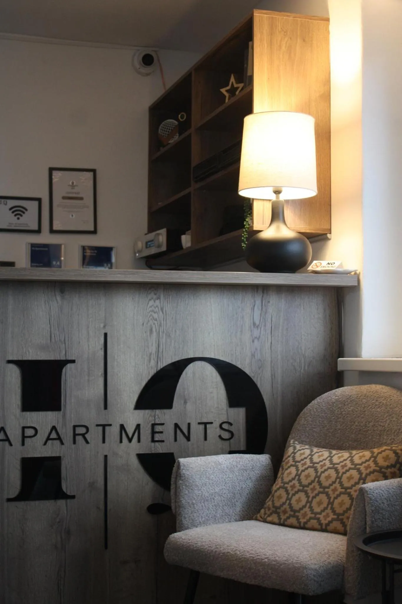 IQ Apartments