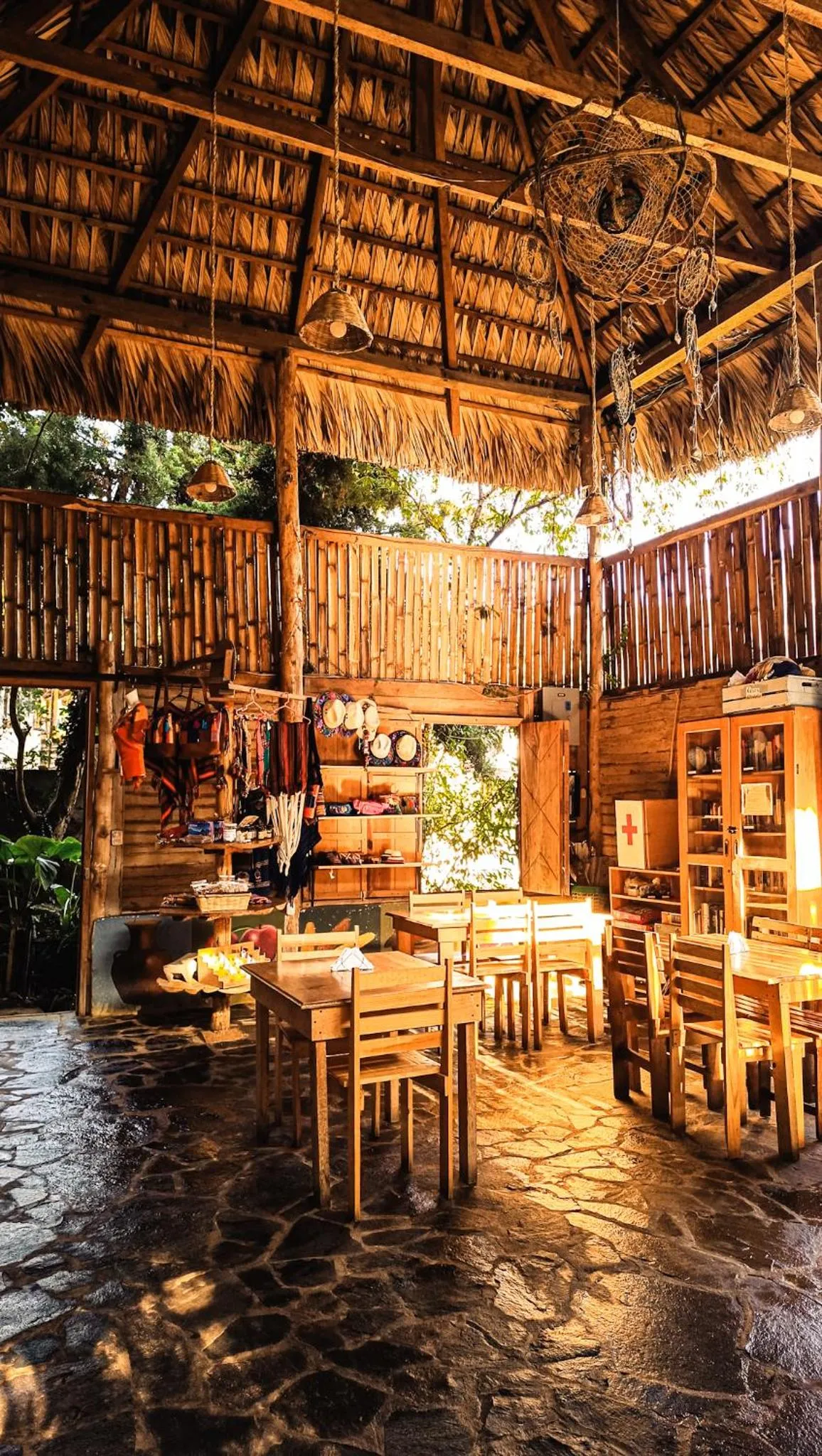 Restaurant/places to eat in Eco-Hotel Mayachik