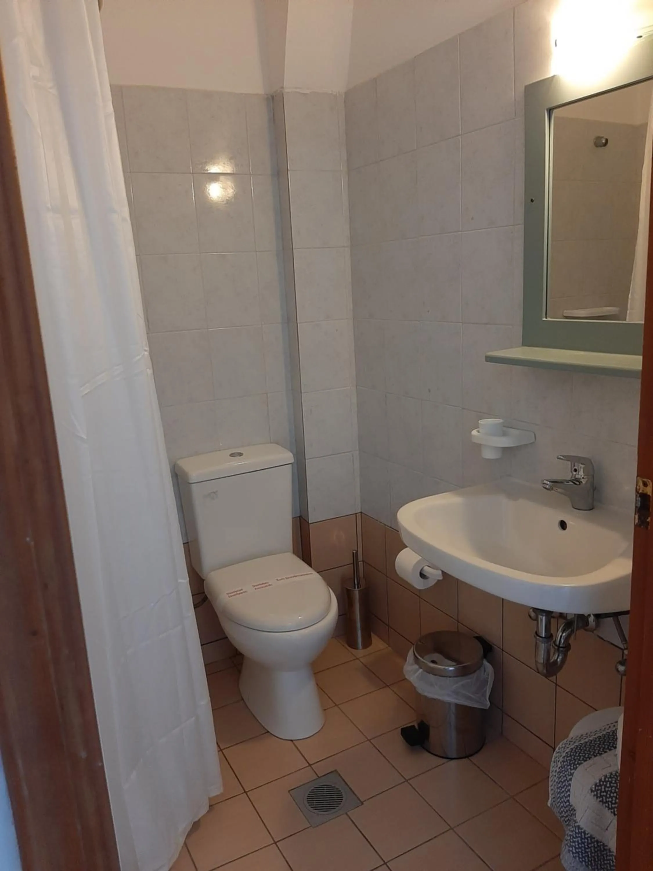 Bathroom in Ammousa Hotel Apartments