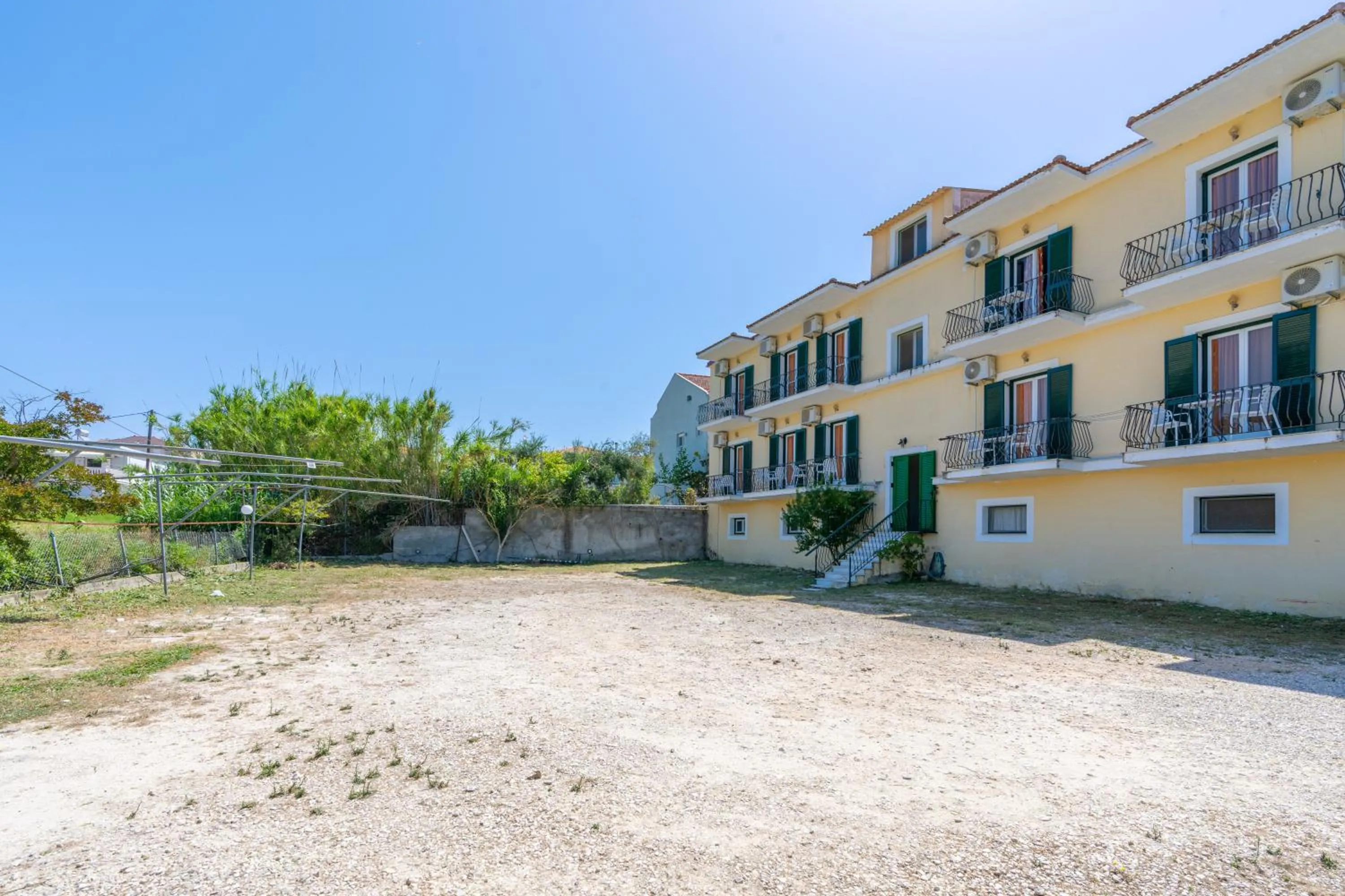 Property building in Ammousa Hotel Apartments