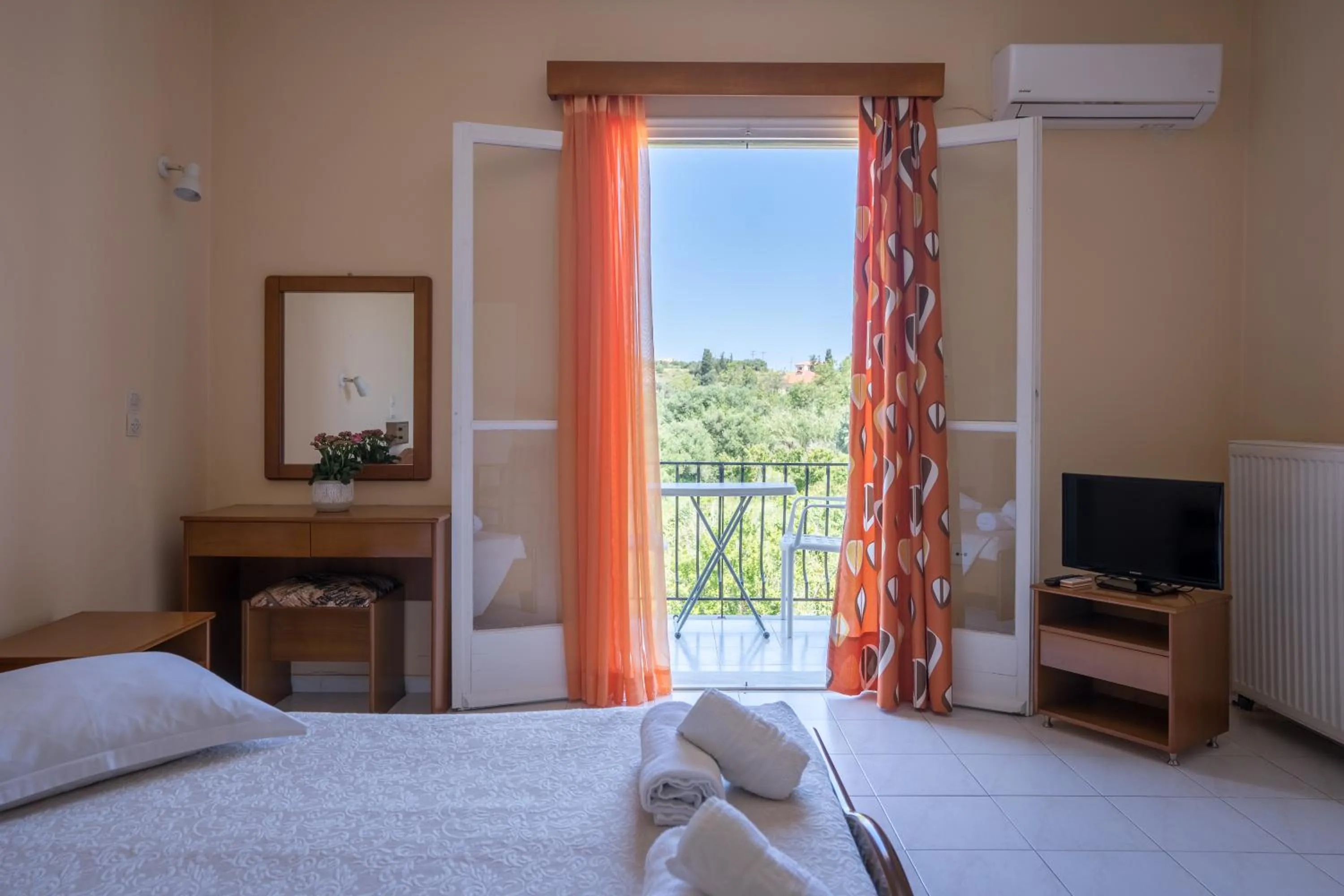 Photo of the whole room, Bed in Ammousa Hotel Apartments
