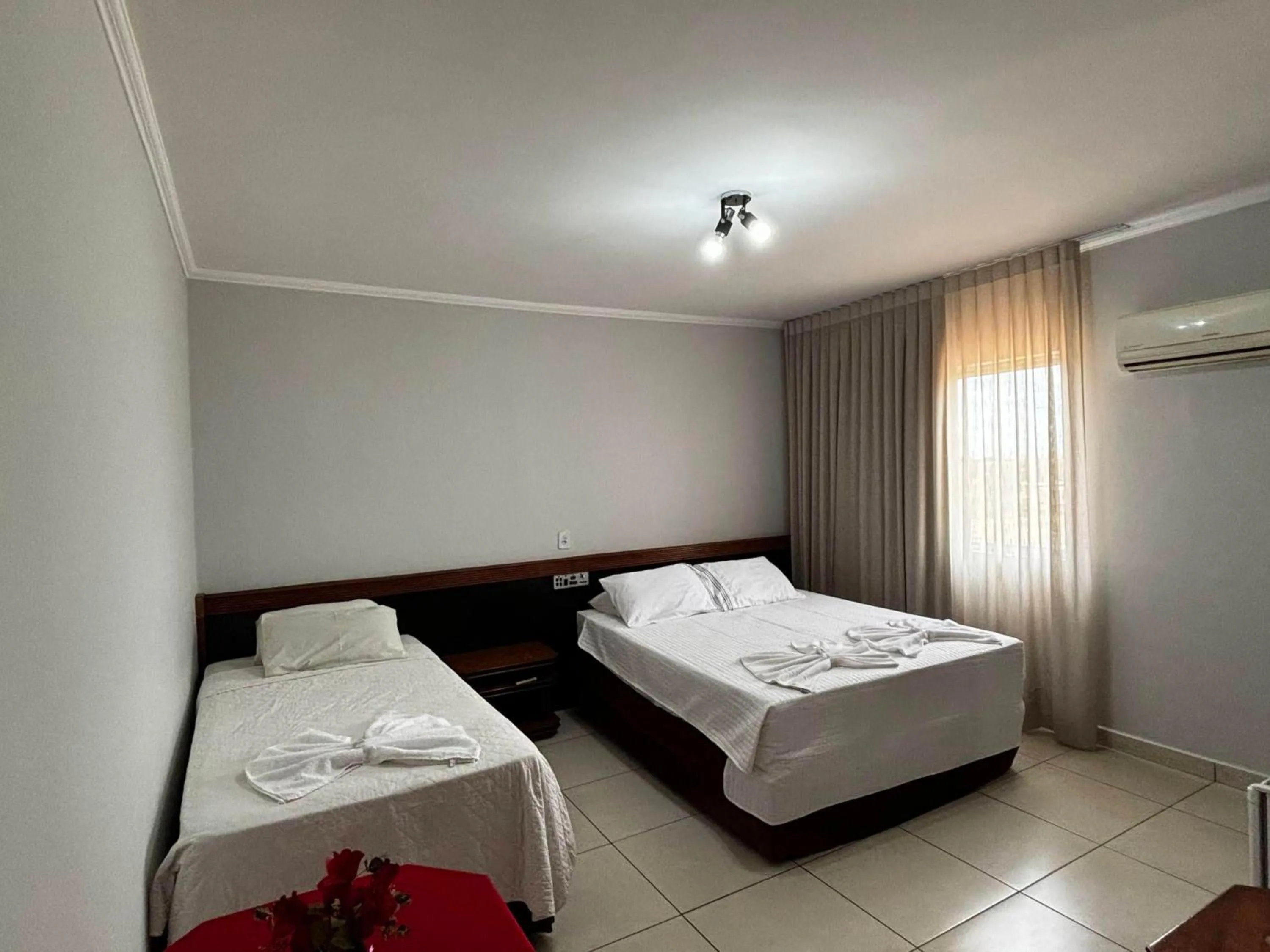 Bed in Marion Pantanal Hotel