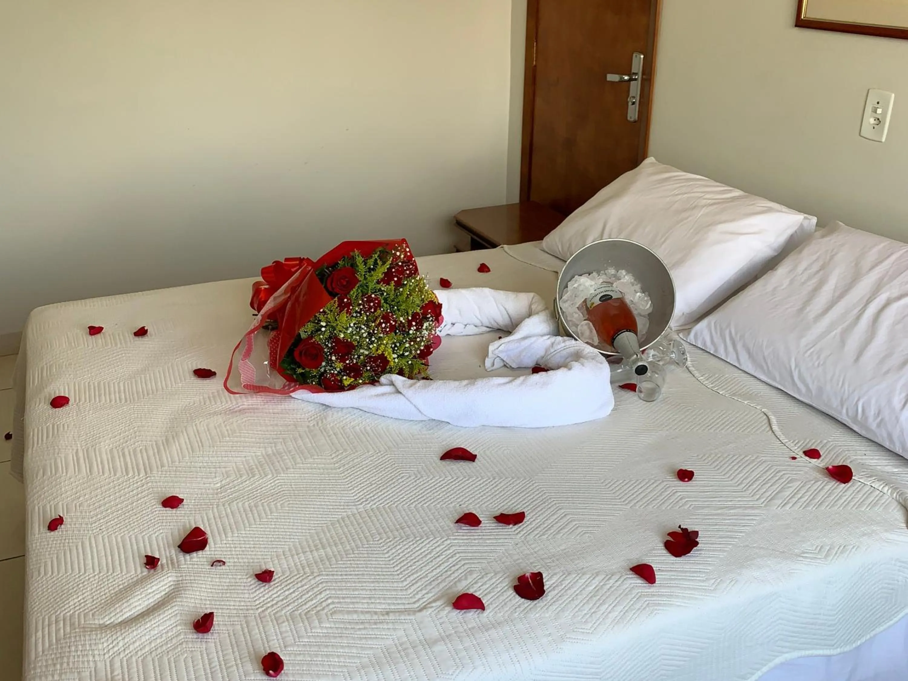 Bed in Marion Pantanal Hotel