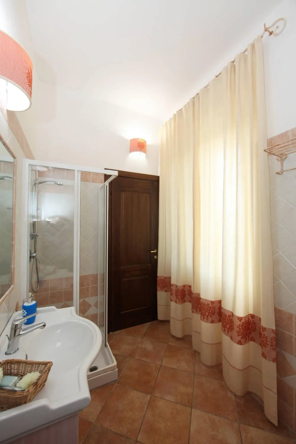 Shower in Guest House Villabianca