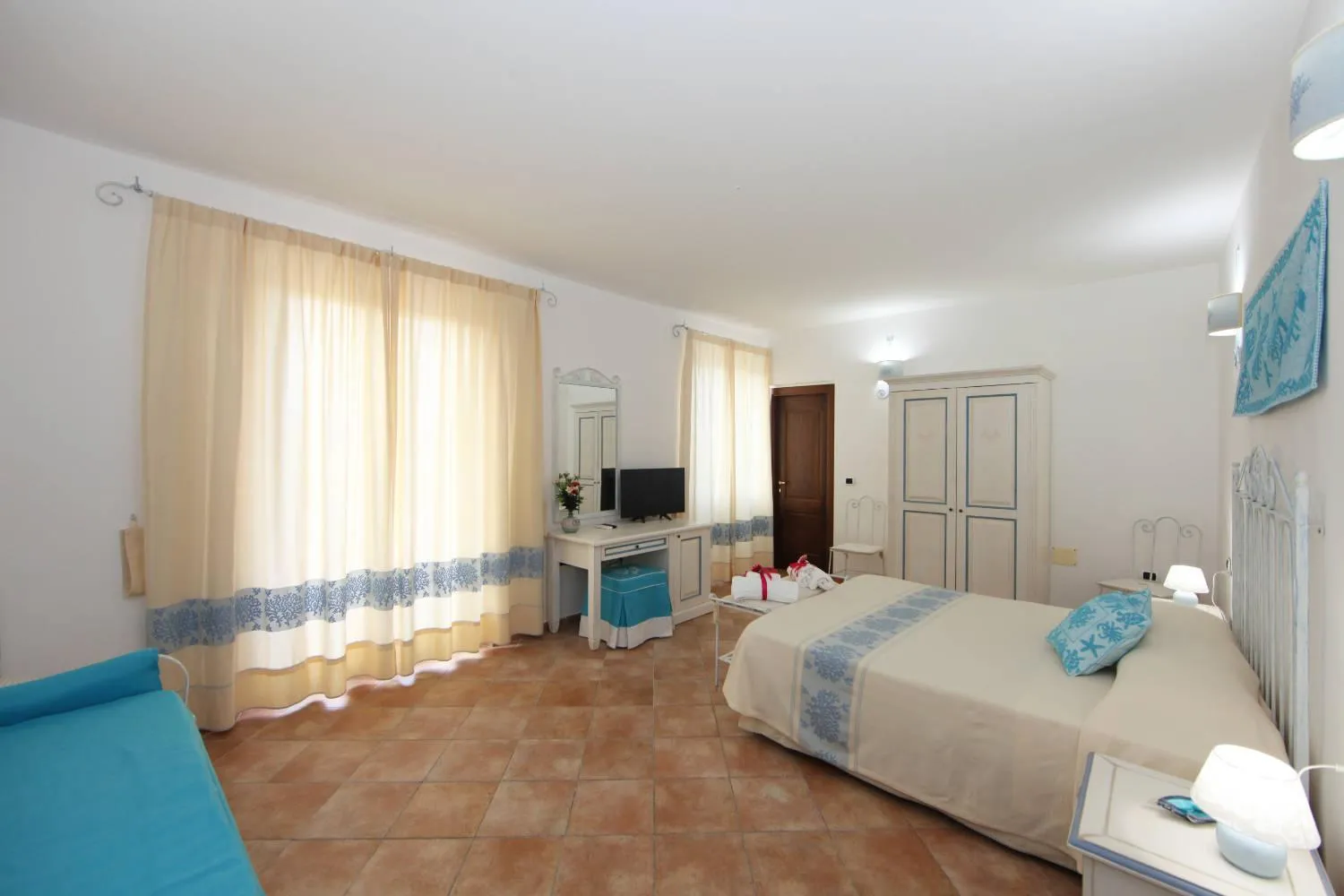 TV and multimedia in Guest House Villabianca