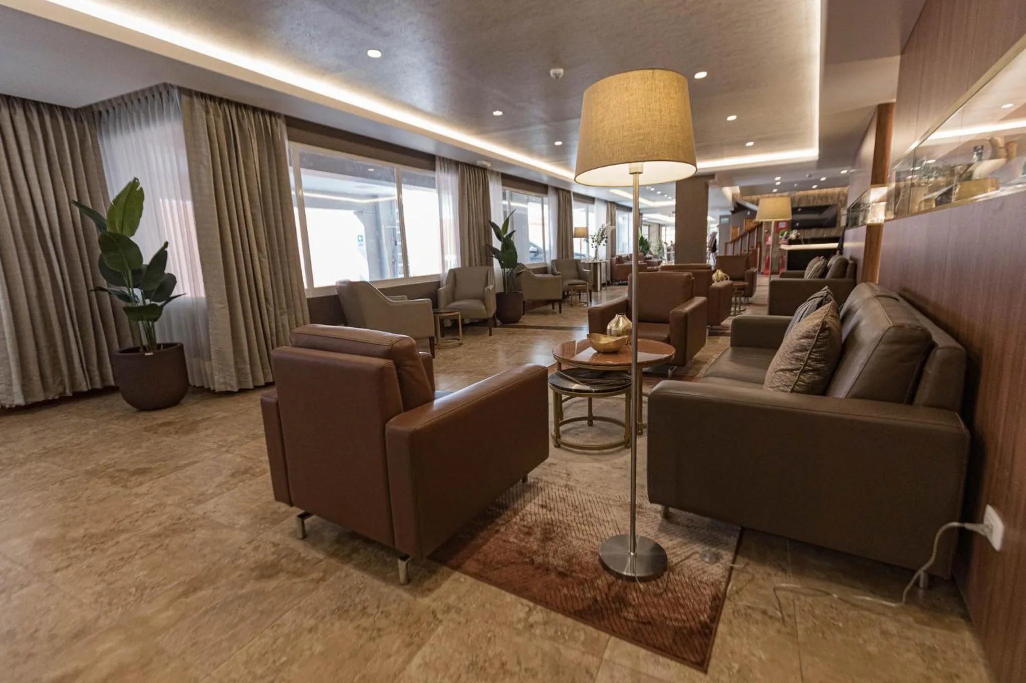 Lobby or reception in Hotel Presidente Huancayo - Asociado Casa Andina
