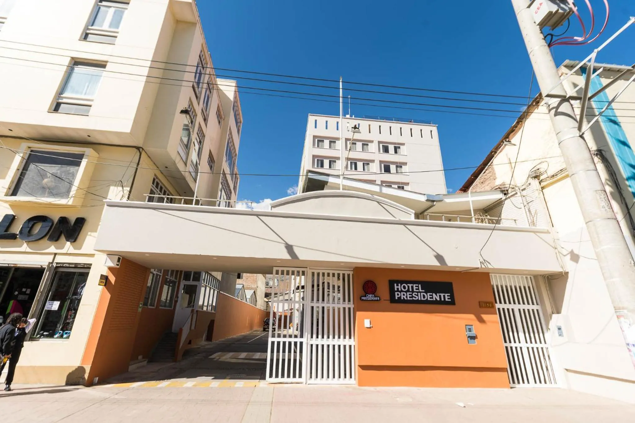 Facade/entrance in Hotel Presidente Huancayo - Asociado Casa Andina