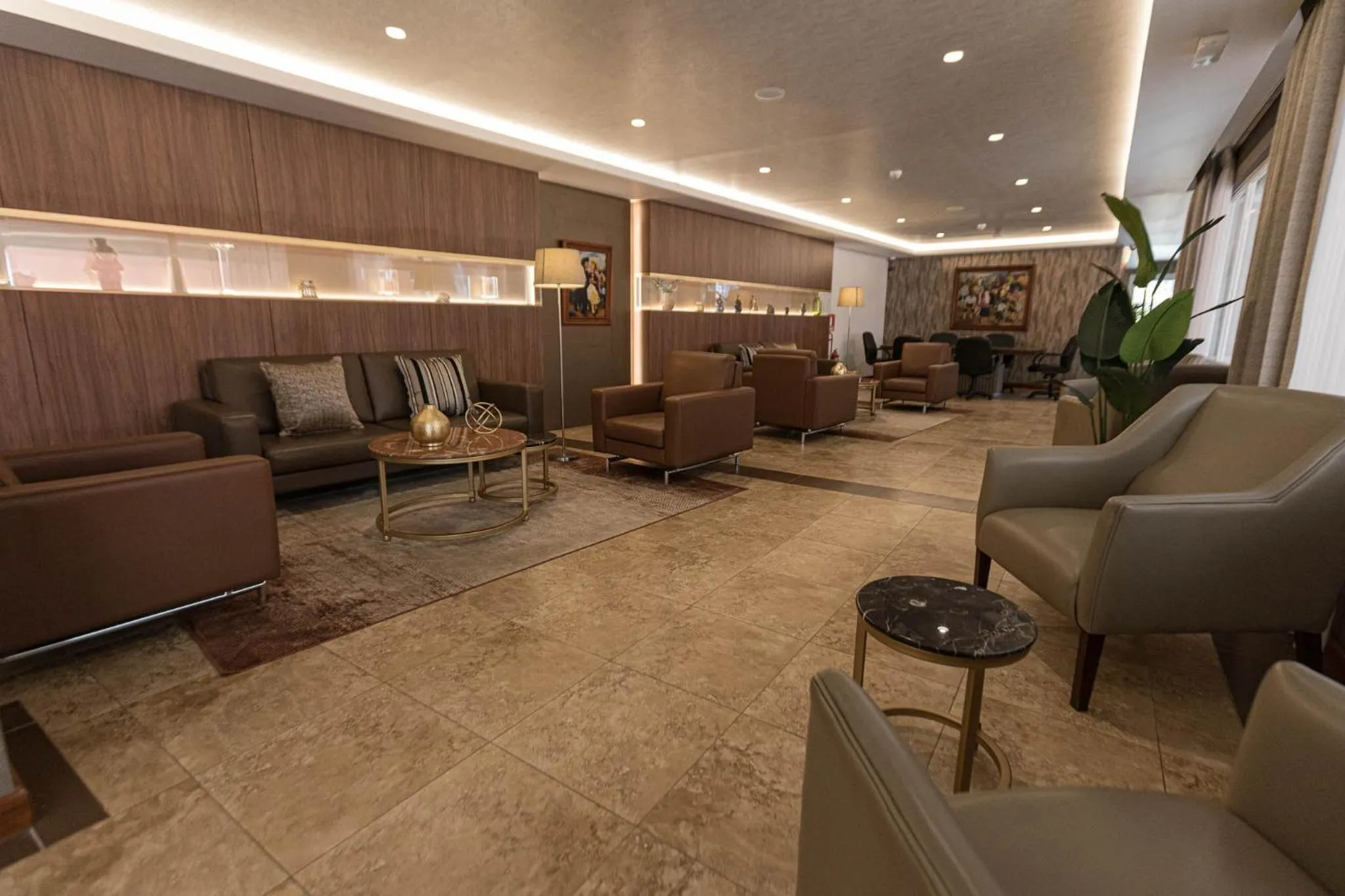 Lobby or reception in Hotel Presidente Huancayo - Asociado Casa Andina