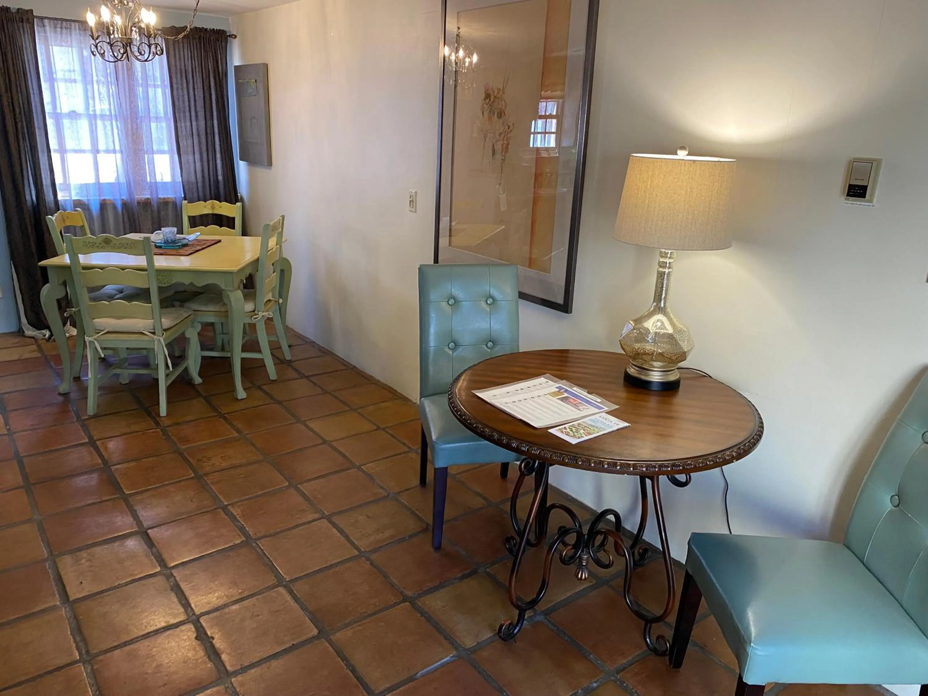 Dinner in Casa de Tres Lunas/House of Three Moons