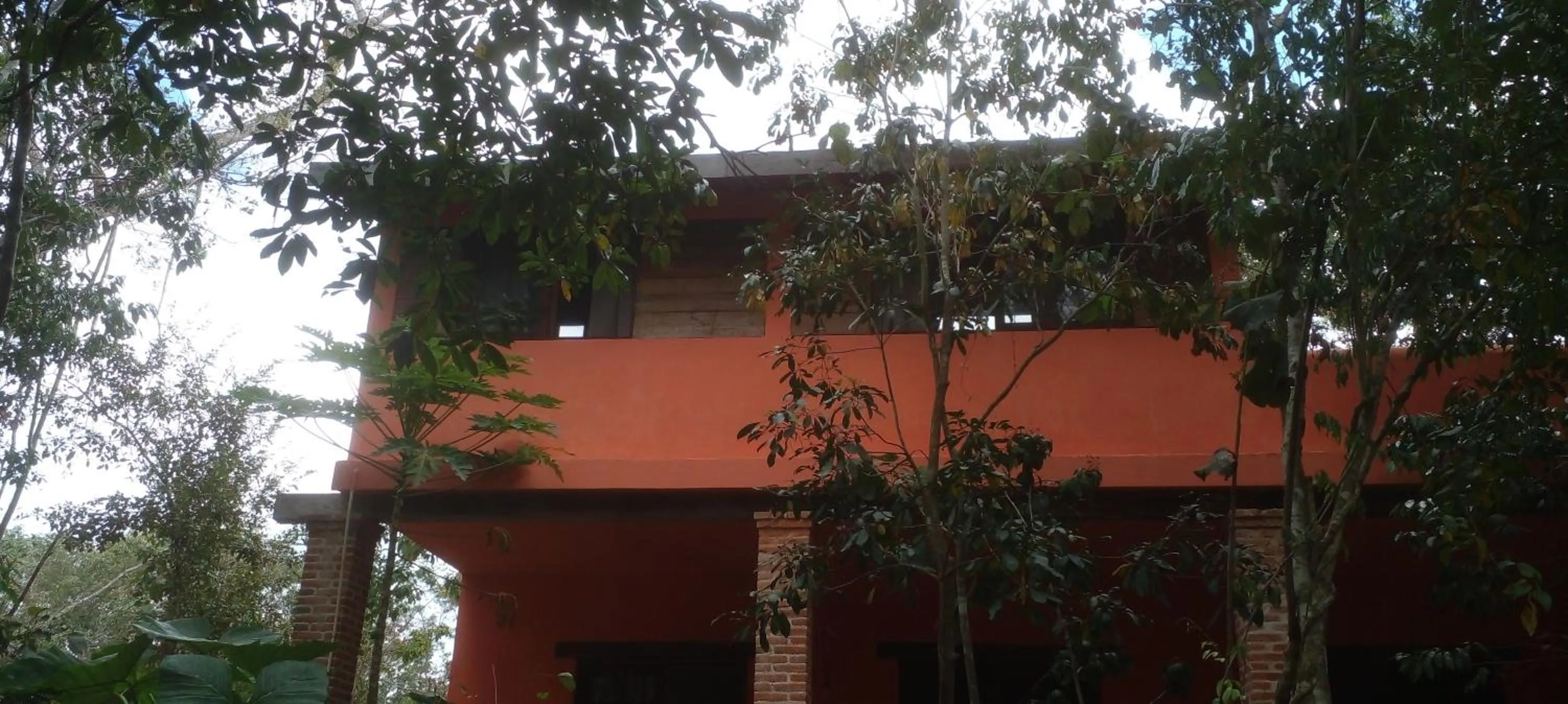 Queen Room with Balcony in Casa Mango