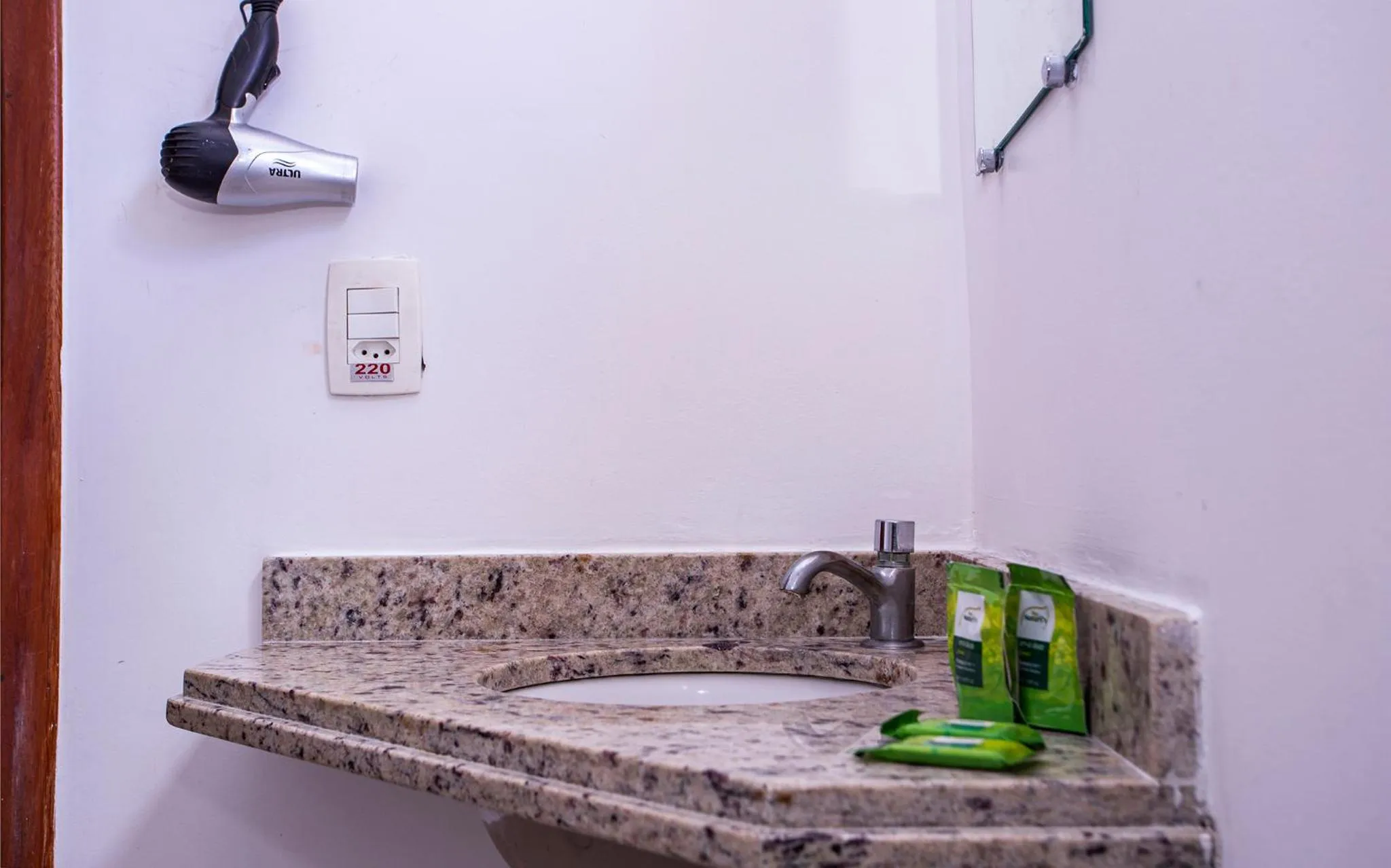 Bathroom in Pousada Vila Barequeçaba