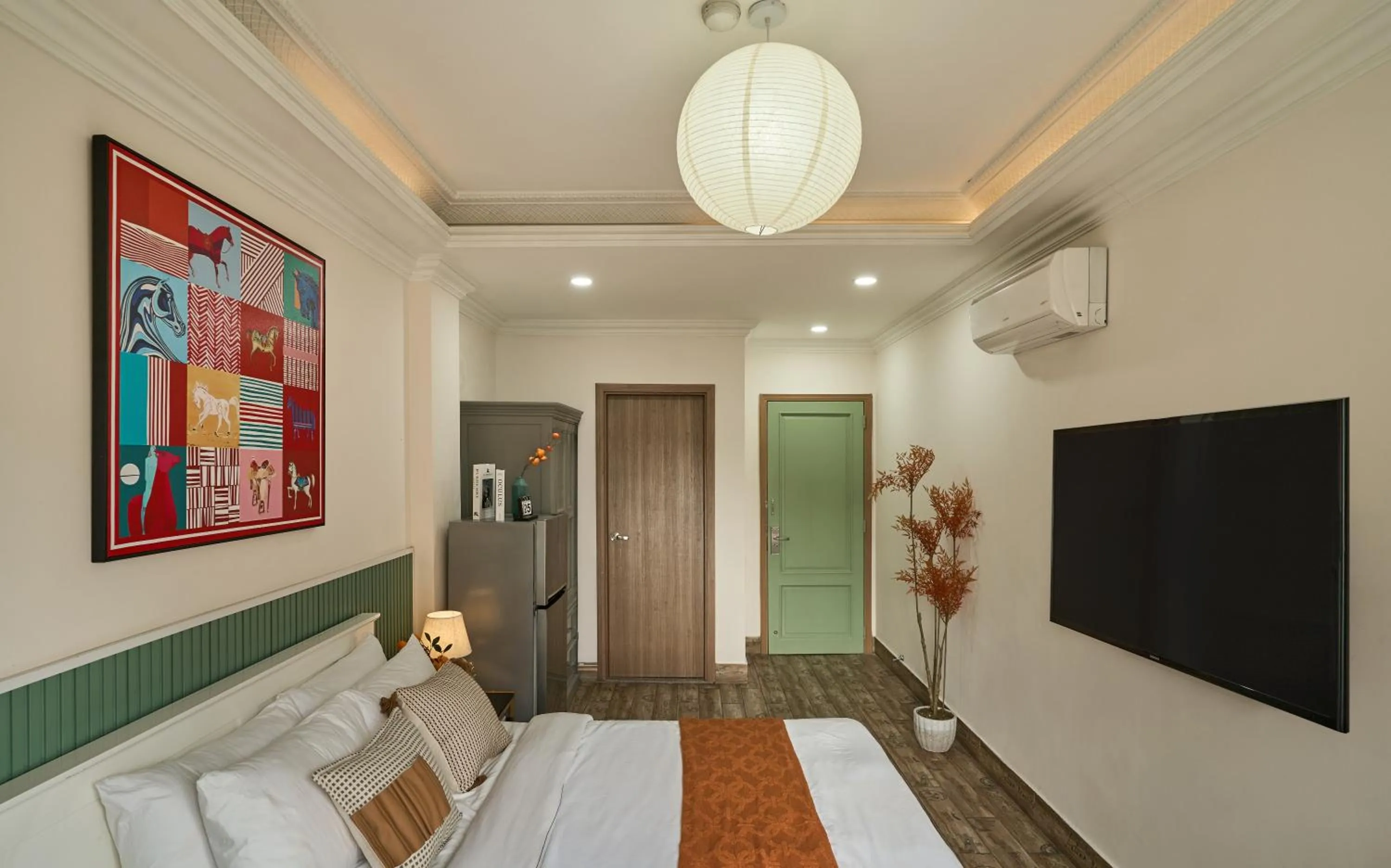 Communal lounge/ TV room, Bed in The Passion Hotel Airport - 5 minutes to Tan Son Nhat