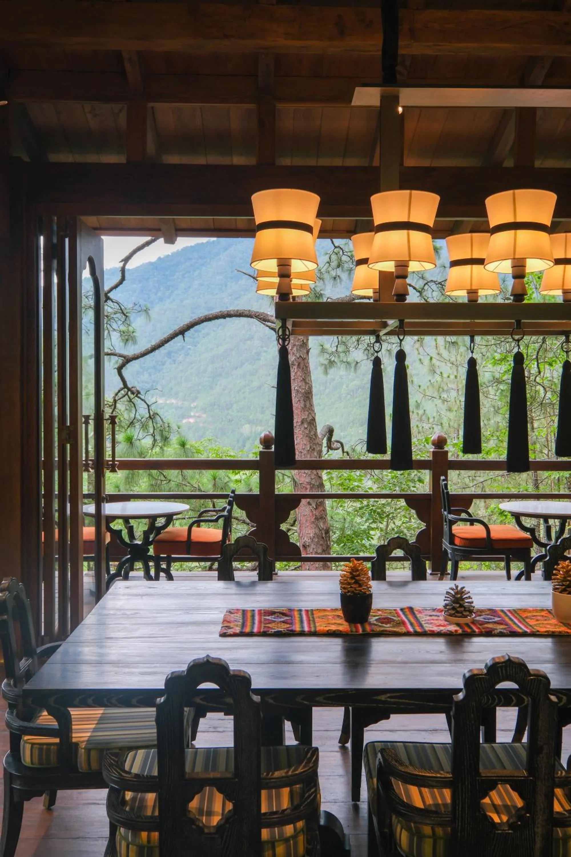 Restaurant/places to eat in Pemako Punakha