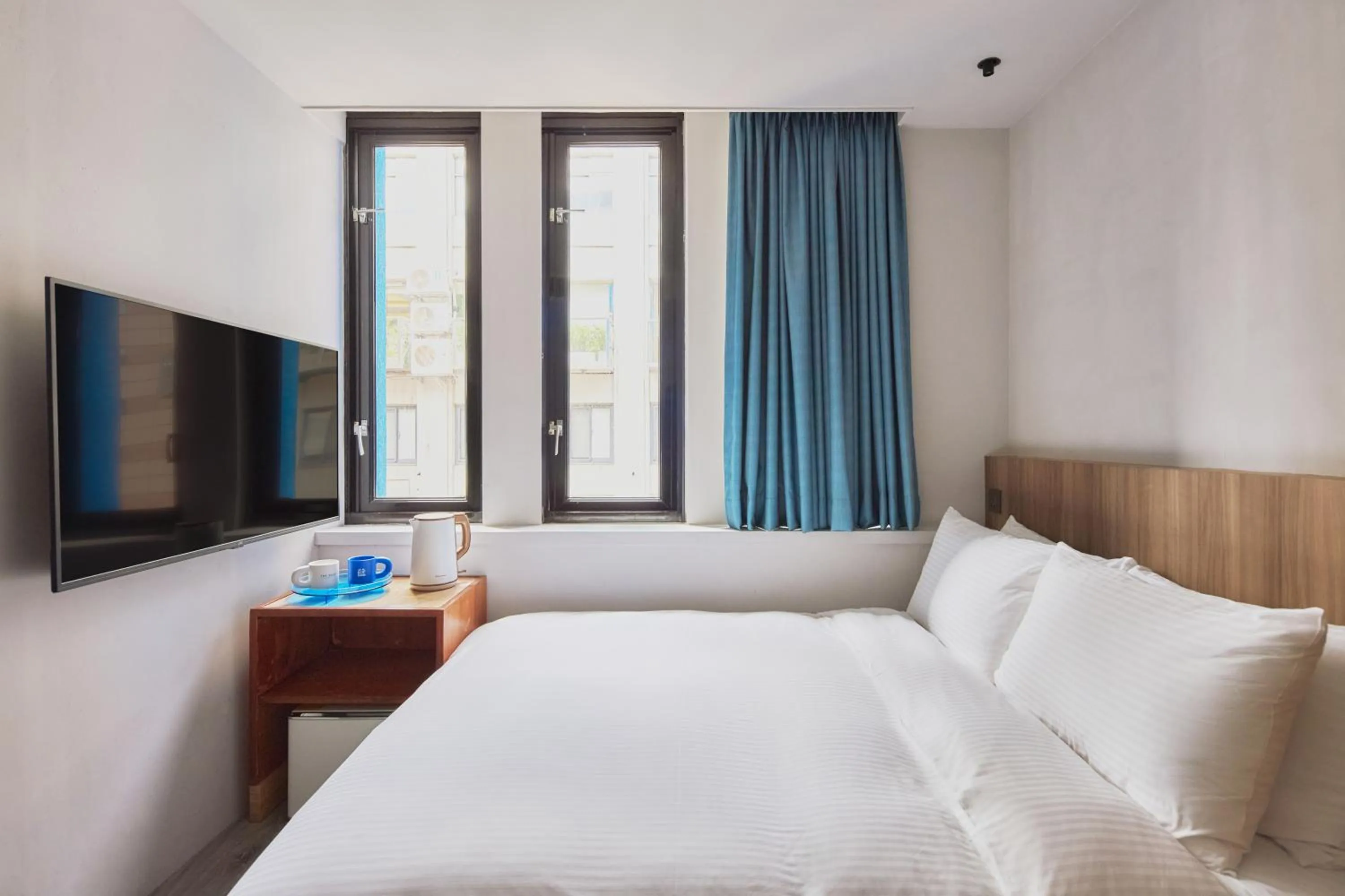 Bed in The Blue by Just Inn